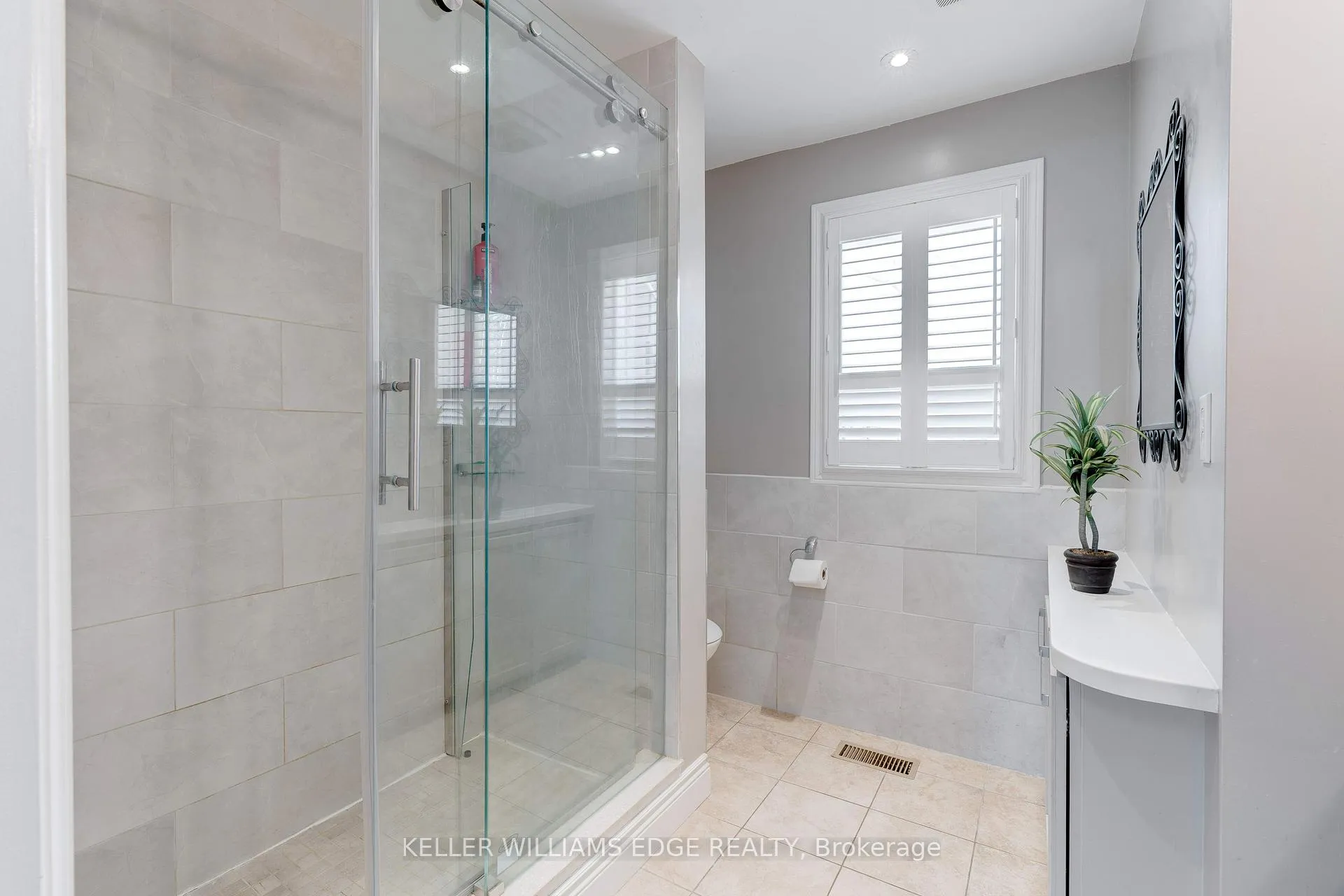 Photo 19 of 4391 Lakeshore Road, Burlington, Shoreacres — HOMEH