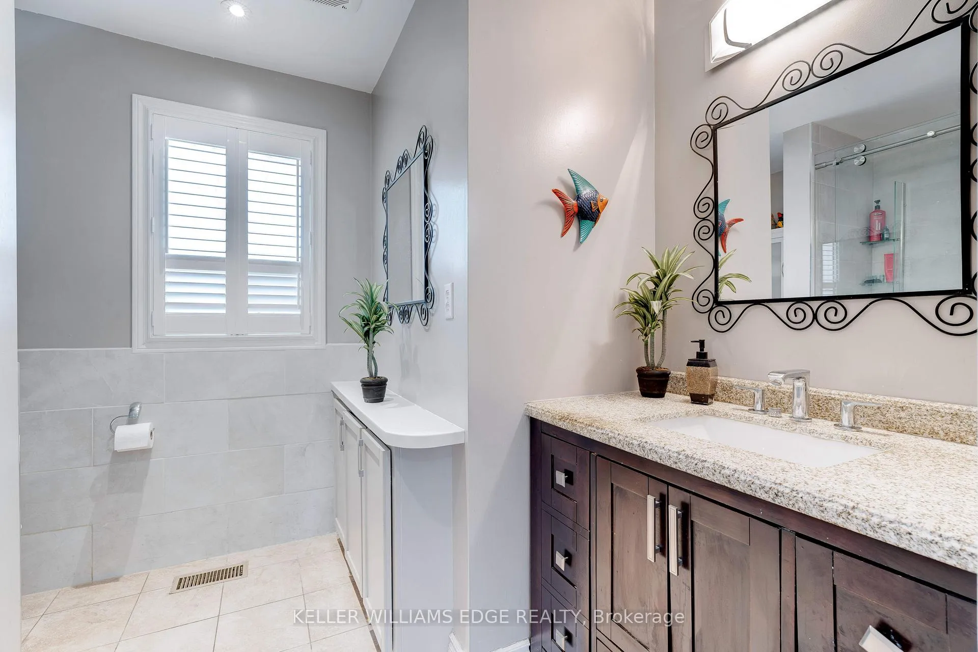 Photo 23 of 4391 Lakeshore Road, Burlington, Shoreacres — HOMEH