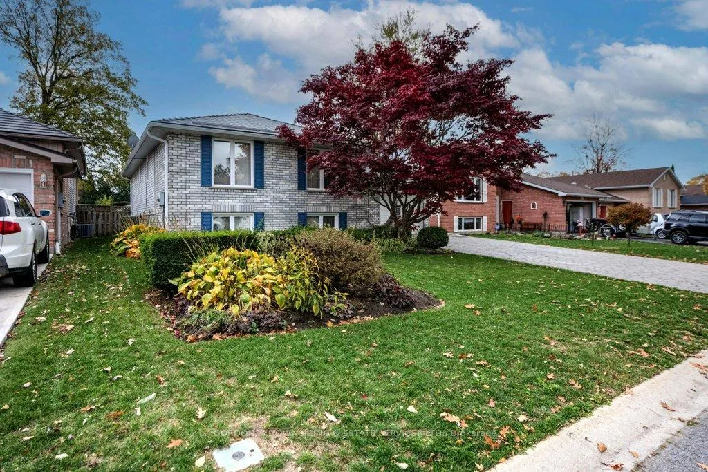 Front of 15 Forchuk Crescent