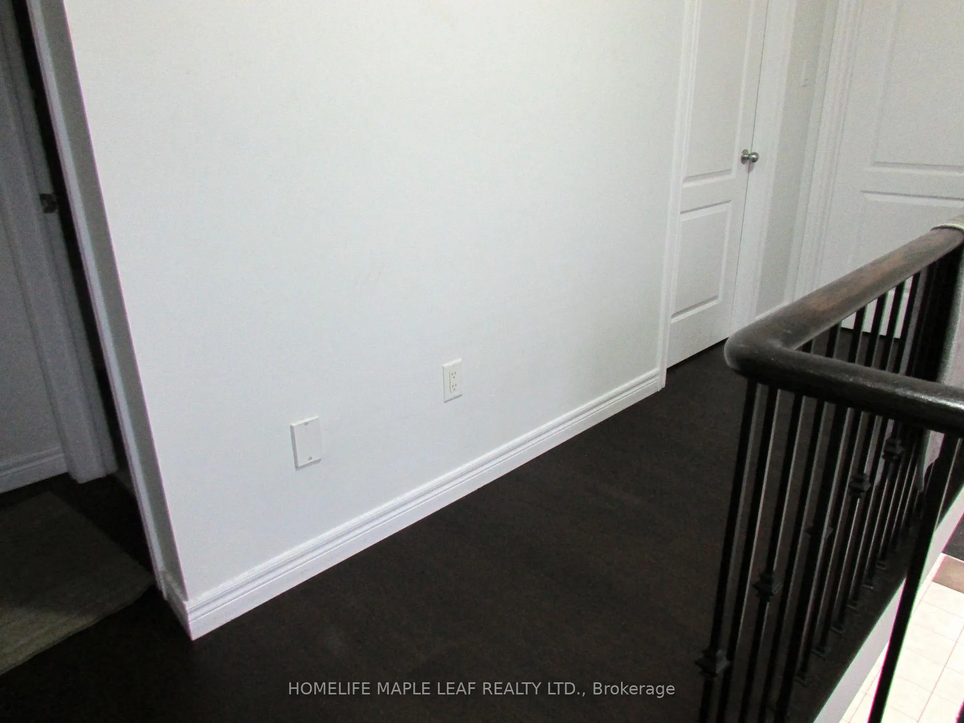 Photo 9 of 29 Napoleon Crescent, Brampton, Bram East — HOMEH