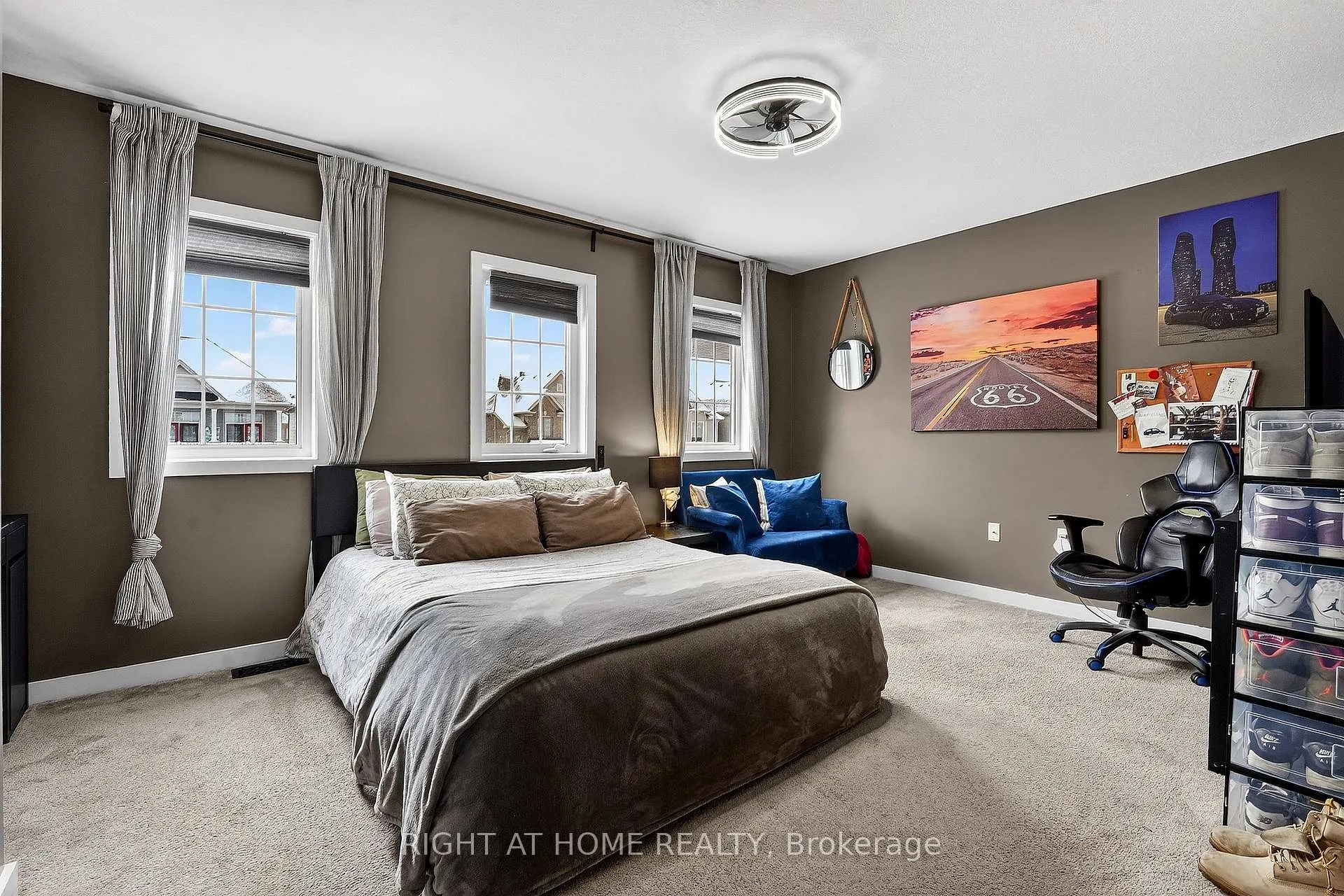 Photo 26 of 7860 Butternut Boulevard, Niagara Falls, Brown — HOMEH