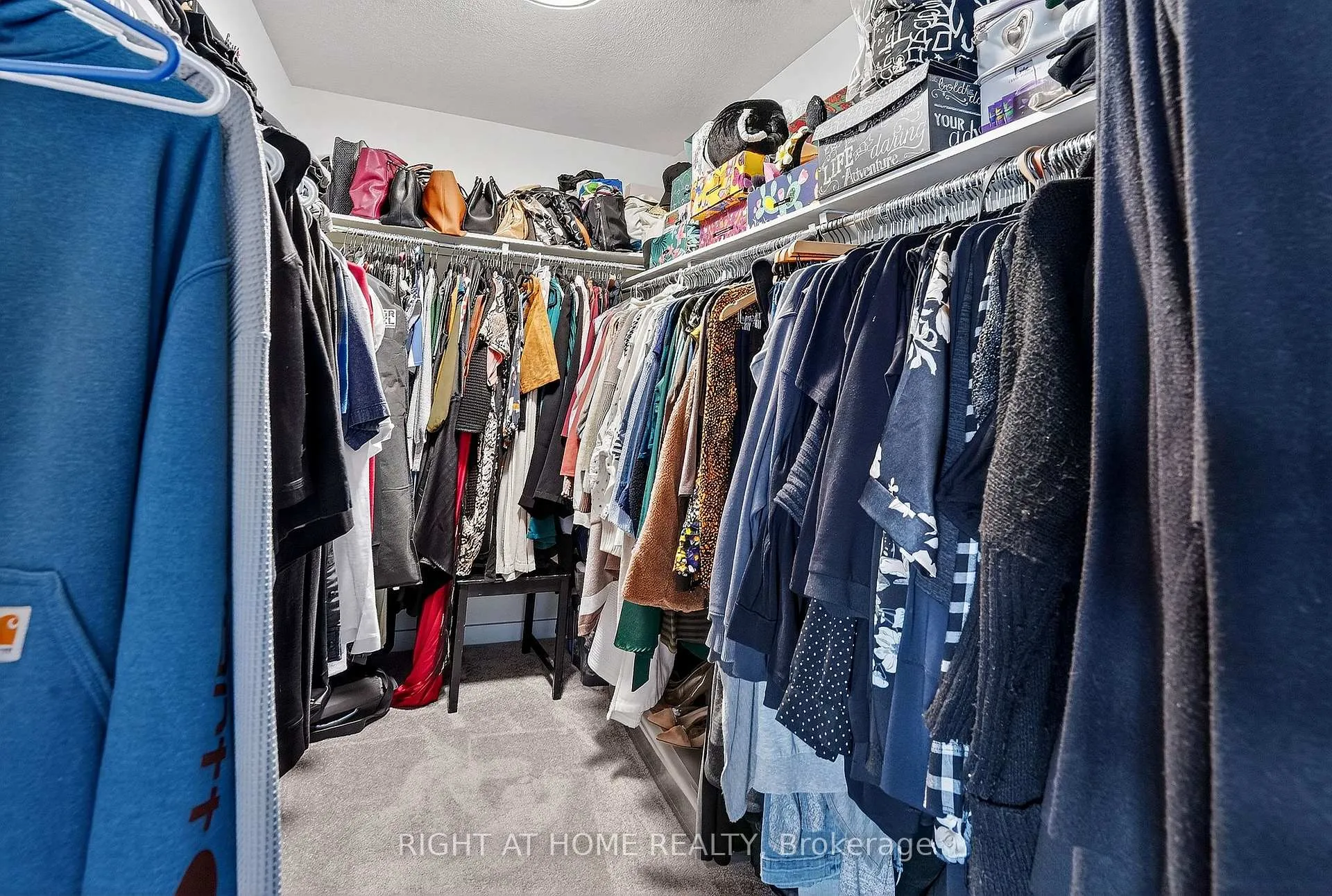 Photo 34 of 7860 Butternut Boulevard, Niagara Falls, Brown — HOMEH