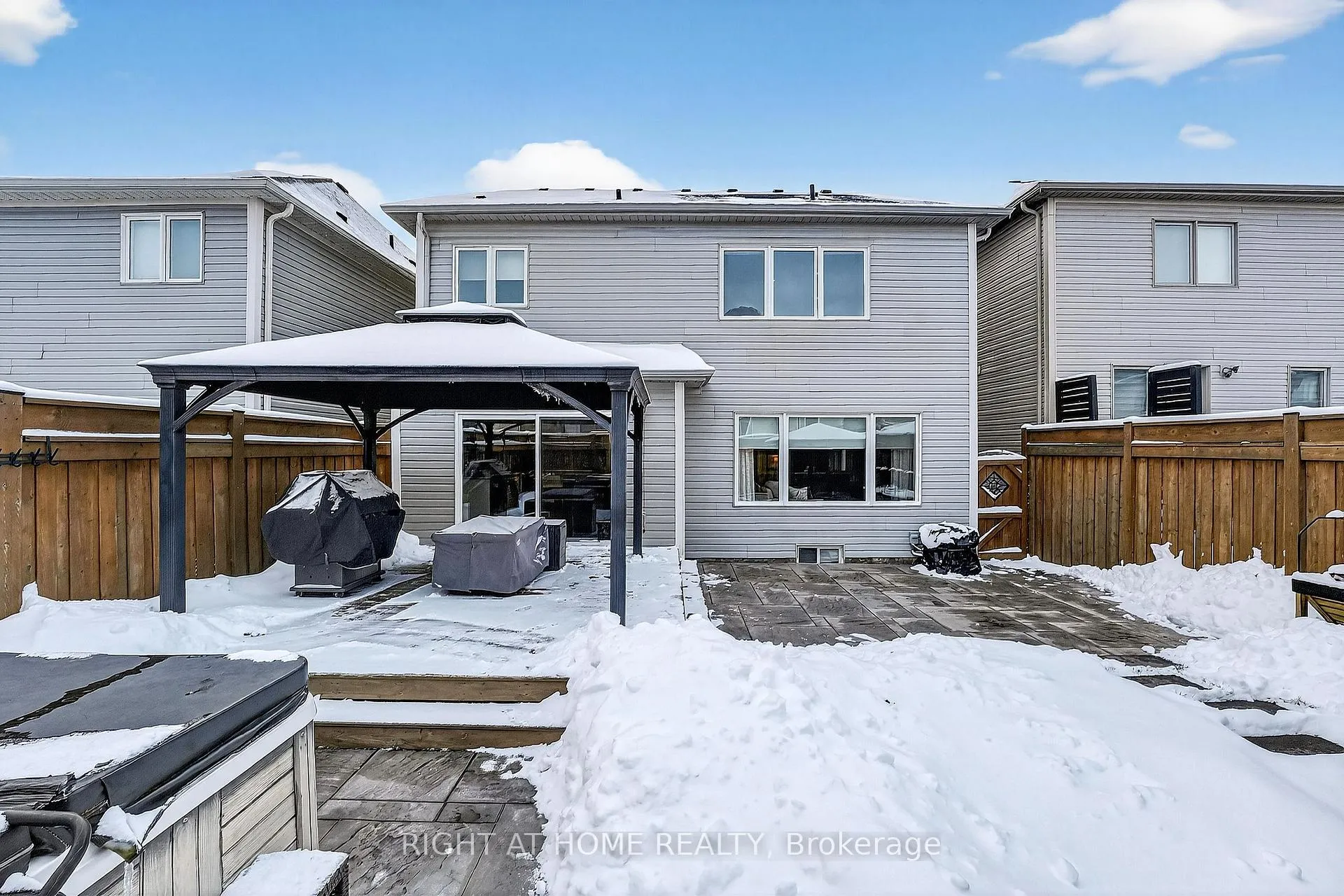 Photo 40 of 7860 Butternut Boulevard, Niagara Falls, Brown — HOMEH