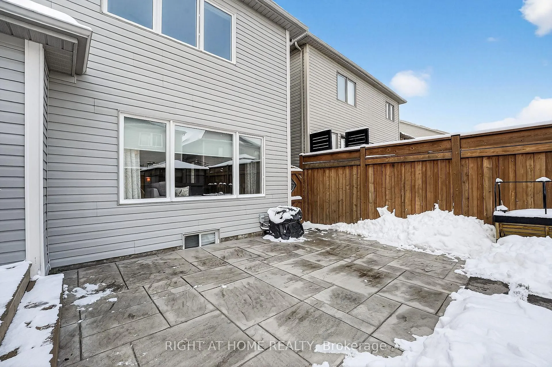 Photo 41 of 7860 Butternut Boulevard, Niagara Falls, Brown — HOMEH
