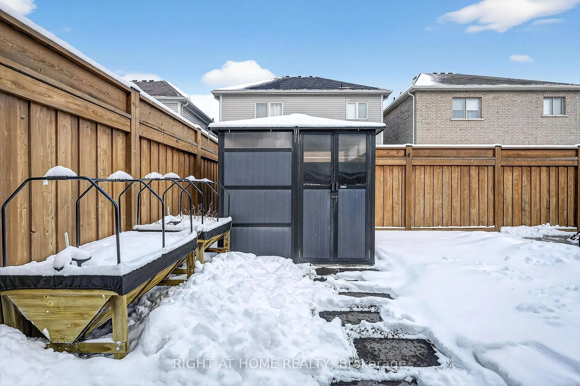 Photo 45 of 7860 Butternut Boulevard, Niagara Falls, Brown — HOMEH