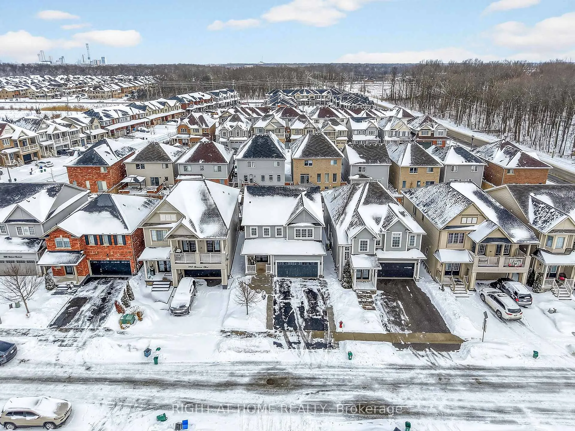 Photo 46 of 7860 Butternut Boulevard, Niagara Falls, Brown — HOMEH