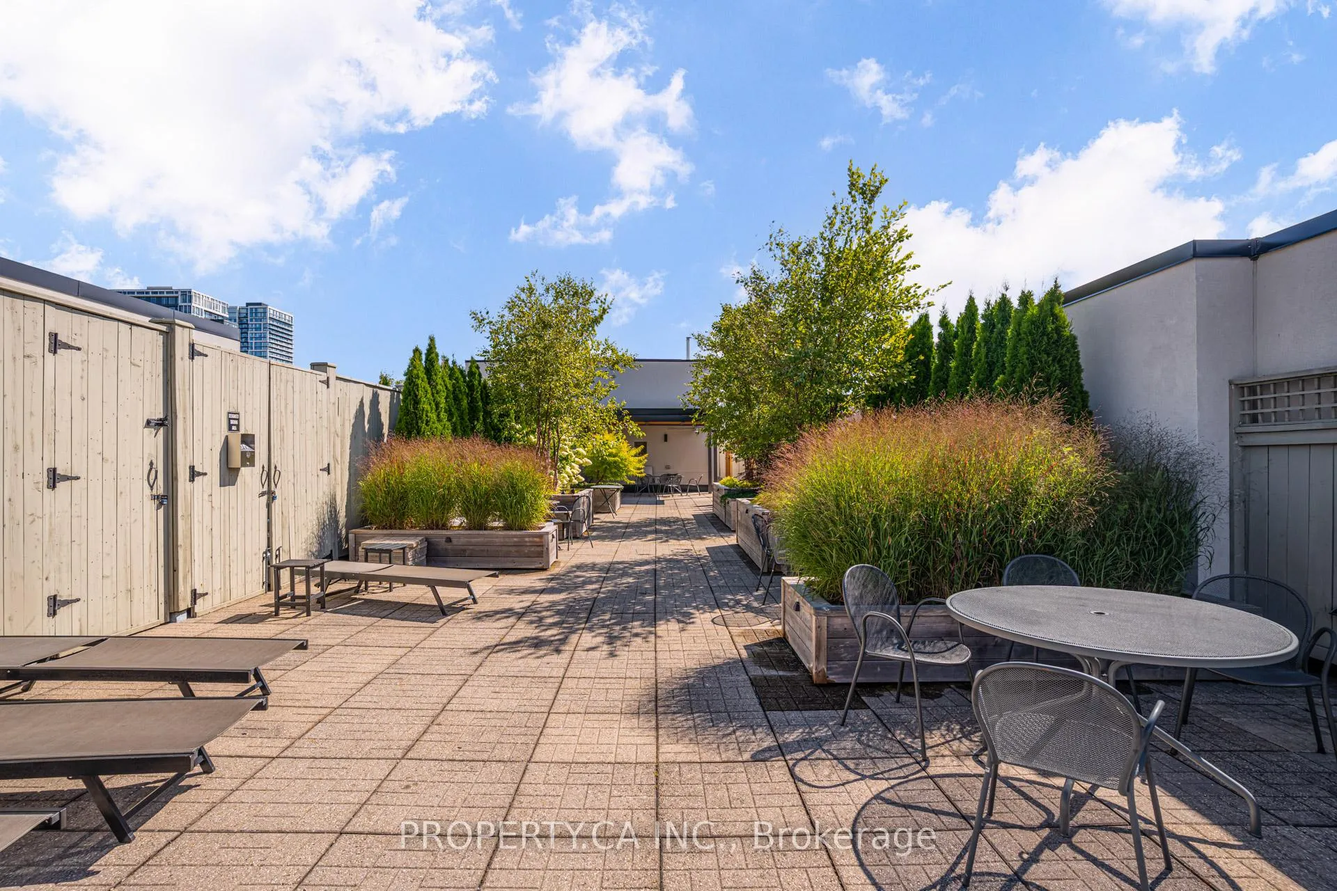 Photo 18 of Unit 519, 90 Sumach Street, Toronto, Regent Park — HOMEH