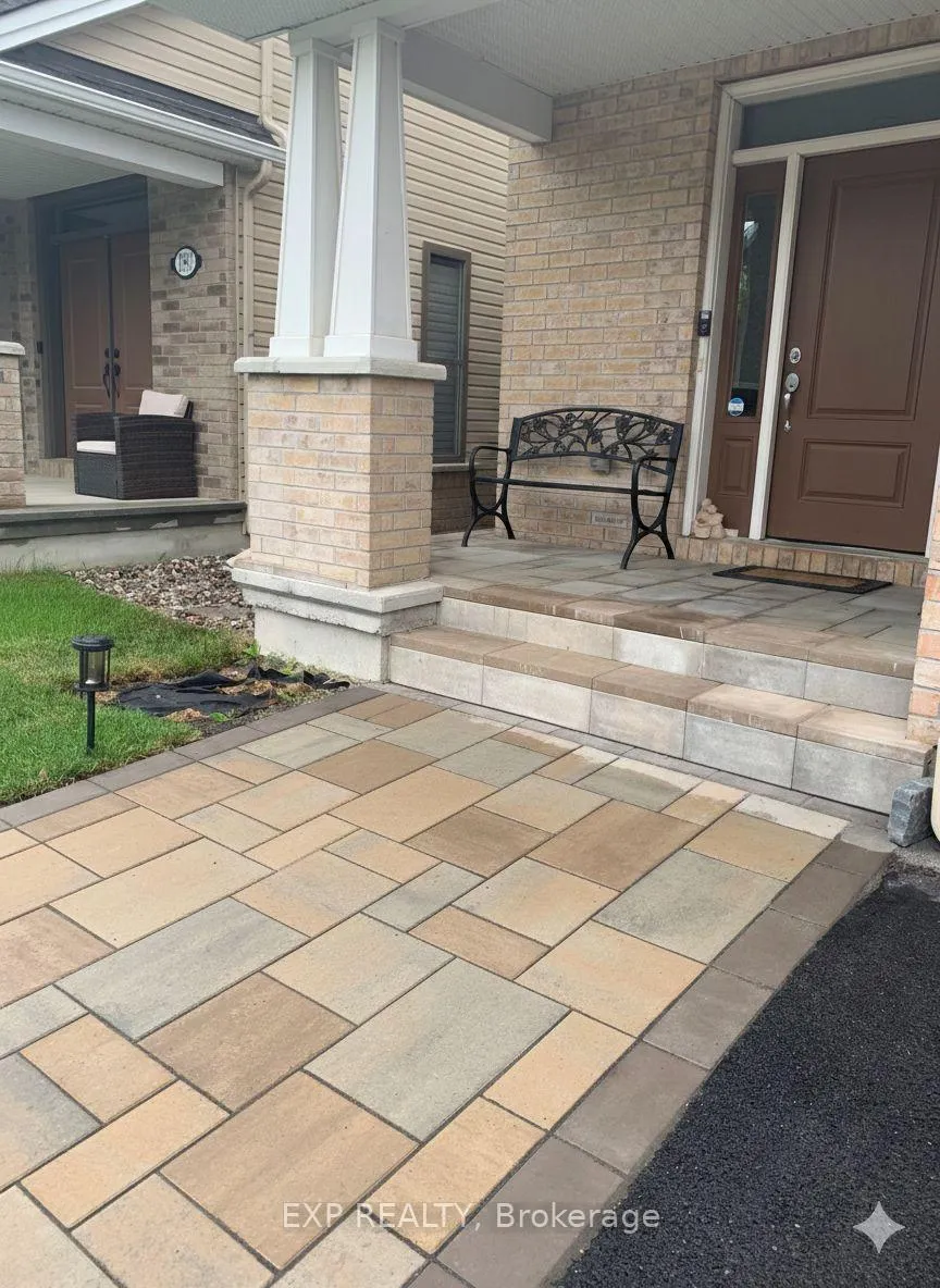Photo 3 of 182 Helen Rapp Way, Ottawa, Blossom Park/Kemp Park/Findlay Creek — HOMEH
