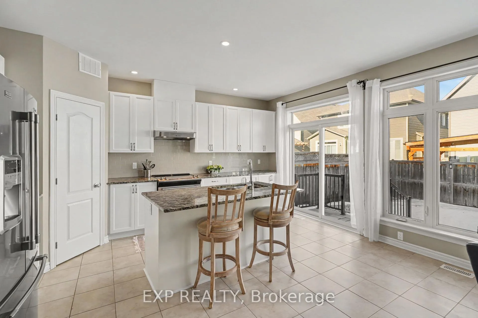 Photo 8 of 182 Helen Rapp Way, Ottawa, Blossom Park/Kemp Park/Findlay Creek — HOMEH