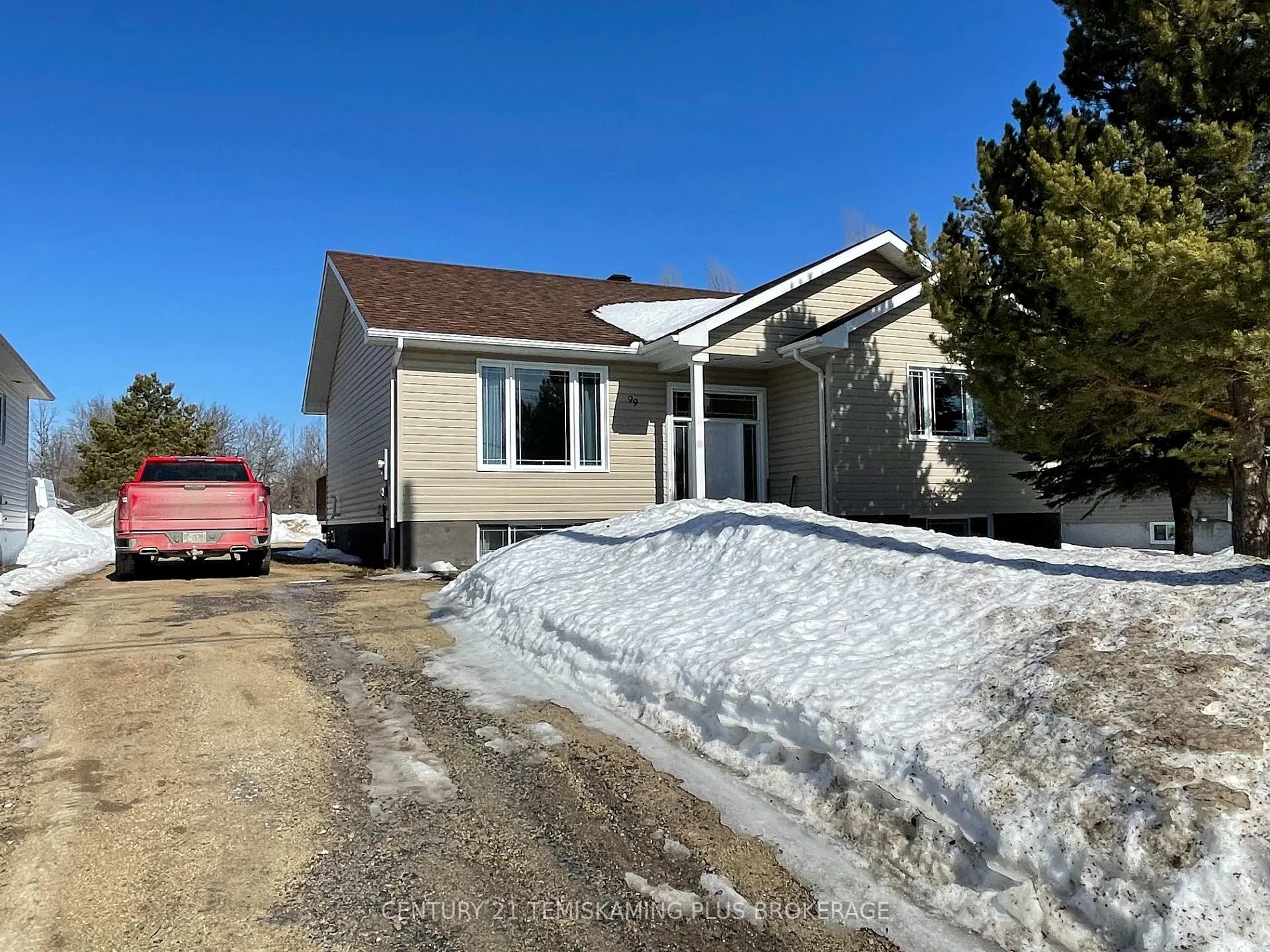 Photo 1 of 99 Pine Street W, Temiskaming Shores, New Liskeard — HOMEH