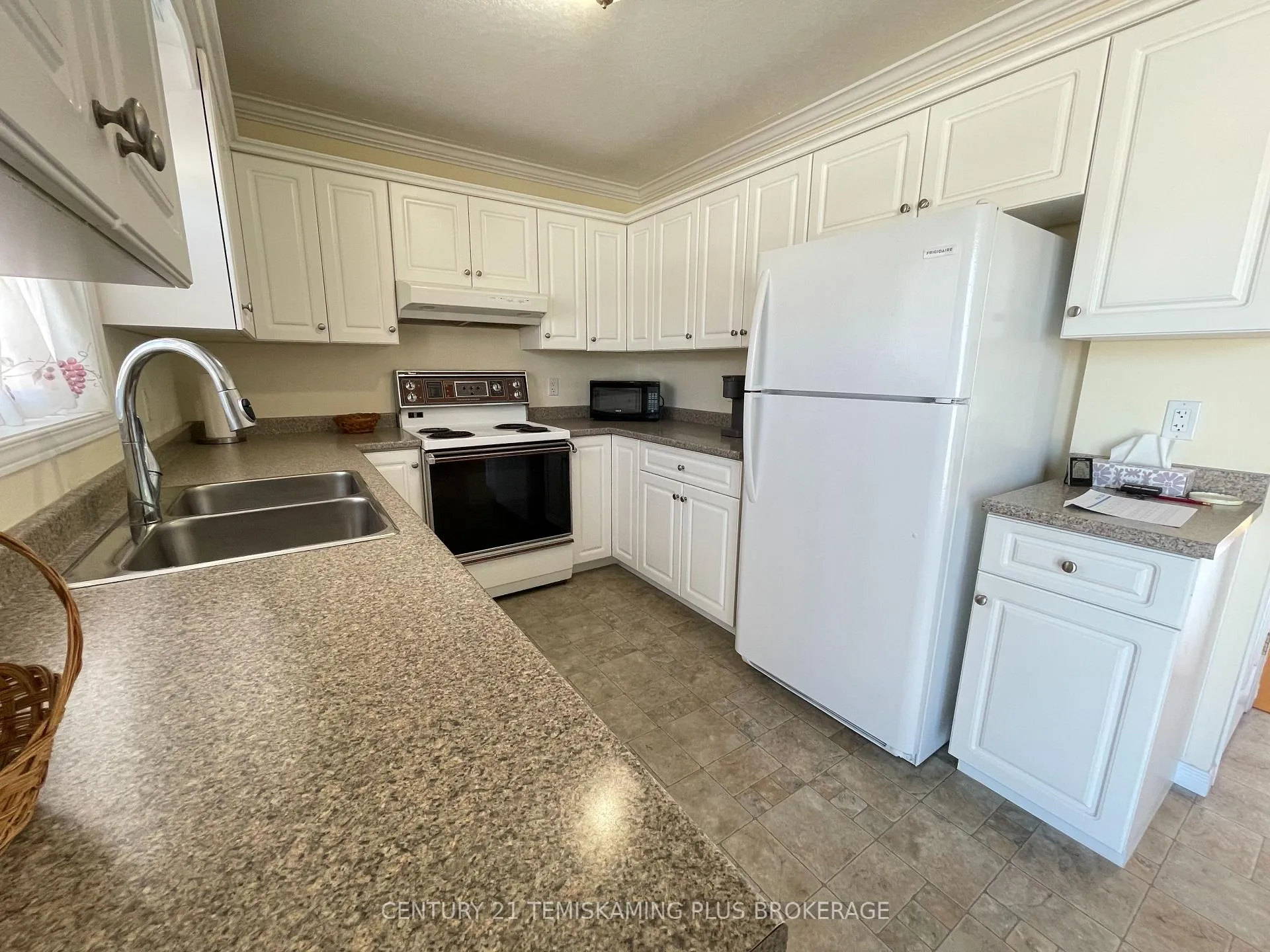 Photo 15 of 99 Pine Street W, Temiskaming Shores, New Liskeard — HOMEH