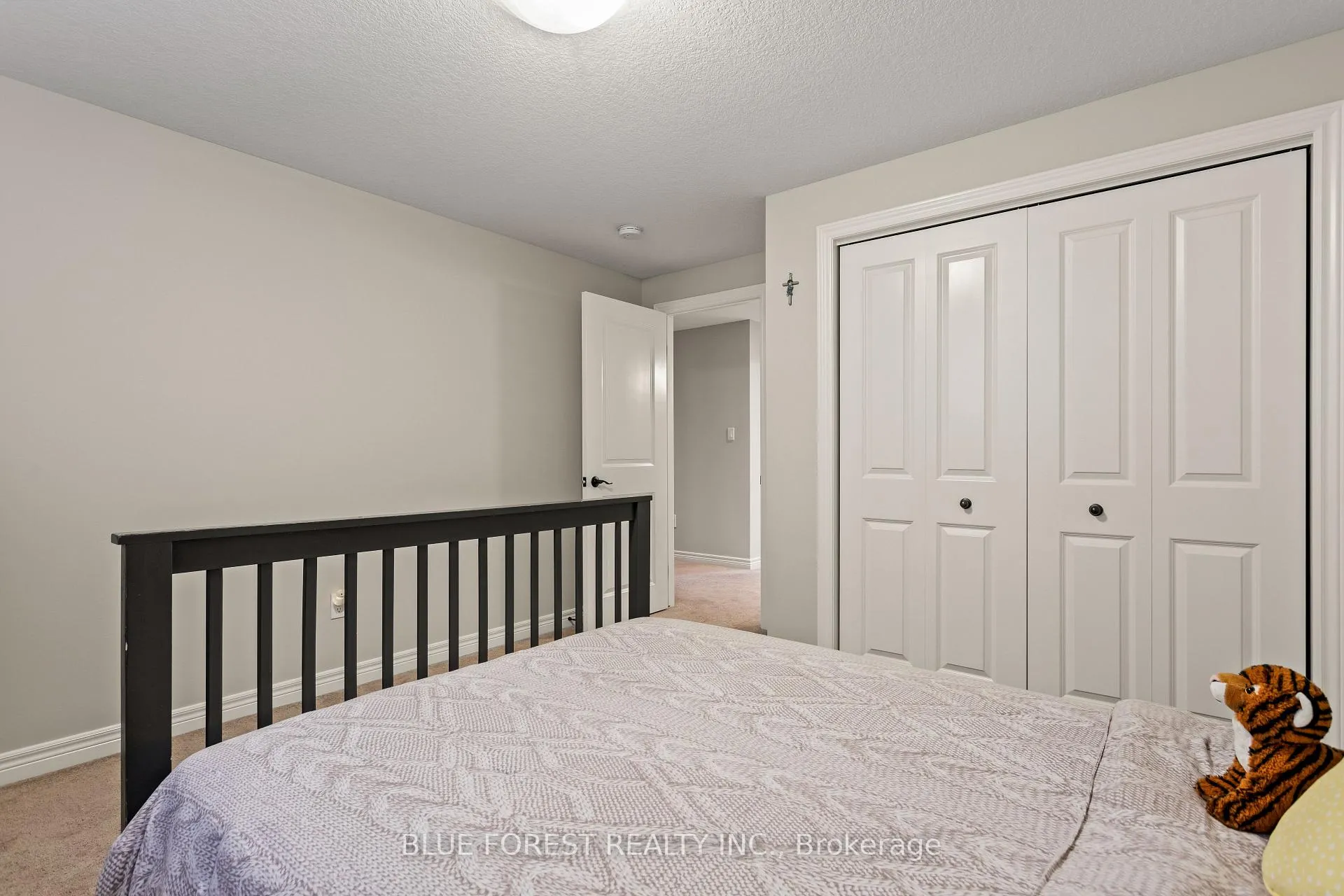 Photo 12 of 42 Hickory Lane, St. Thomas — HOMEH