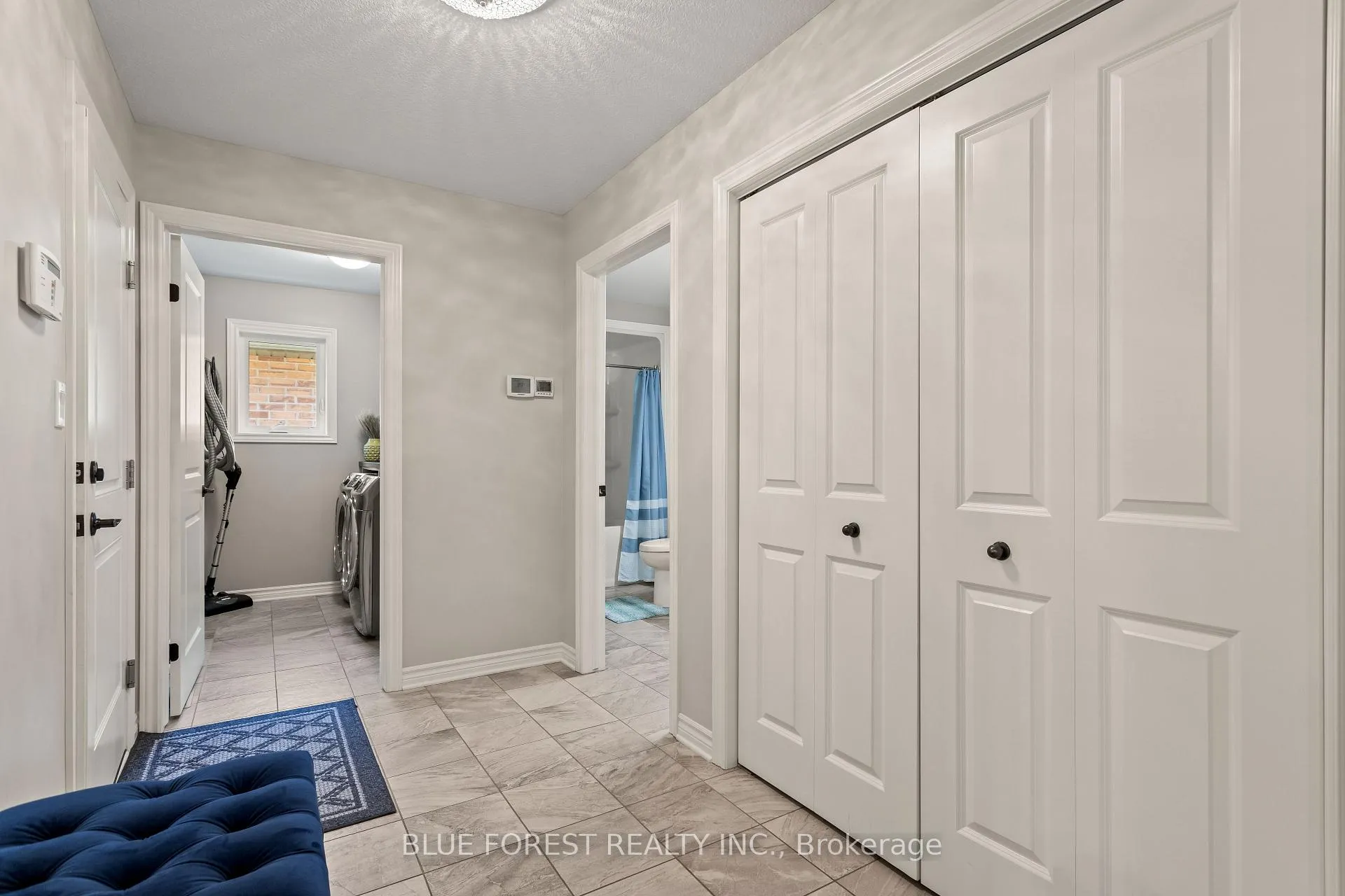 Photo 15 of 42 Hickory Lane, St. Thomas — HOMEH
