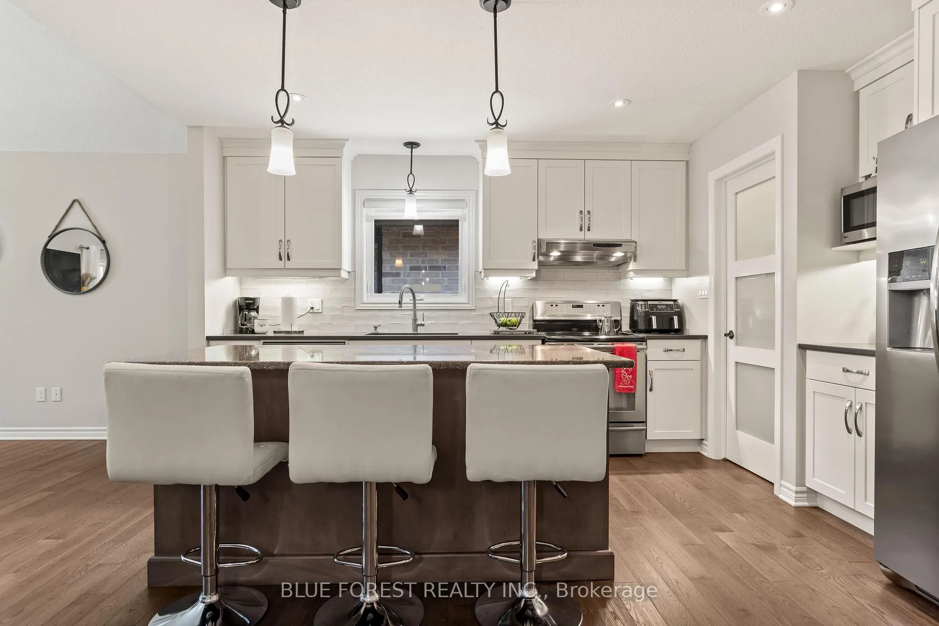 Photo 21 of 42 Hickory Lane, St. Thomas — HOMEH
