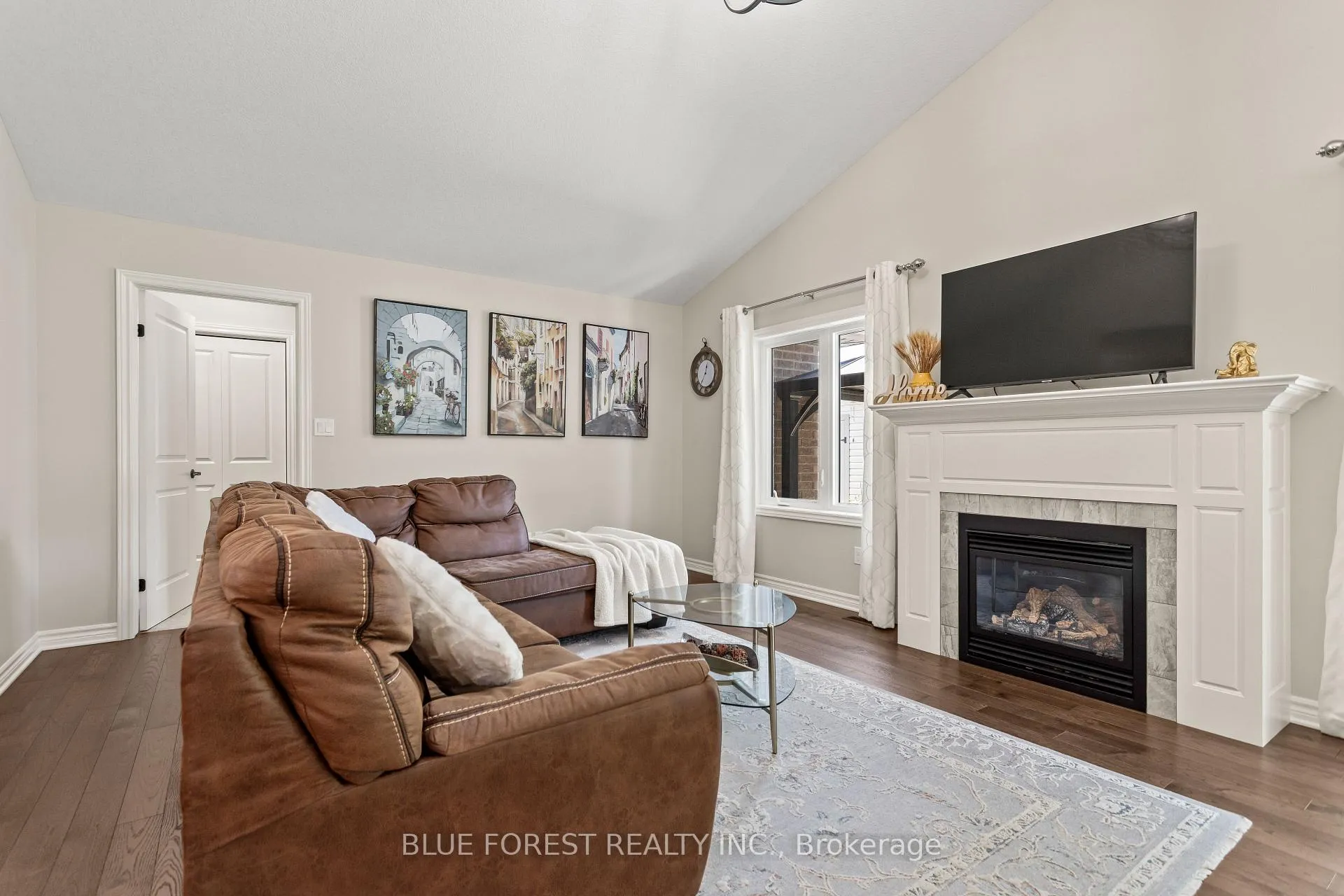 Photo 31 of 42 Hickory Lane, St. Thomas — HOMEH