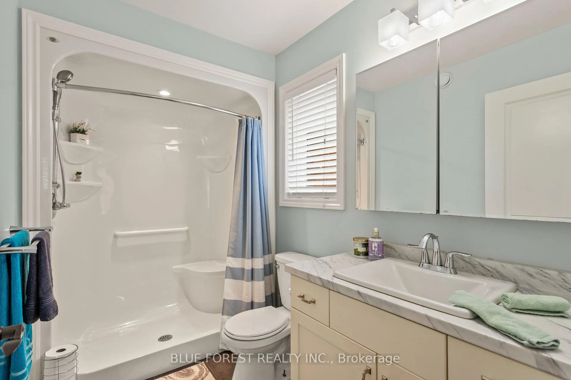 Photo 40 of 42 Hickory Lane, St. Thomas — HOMEH