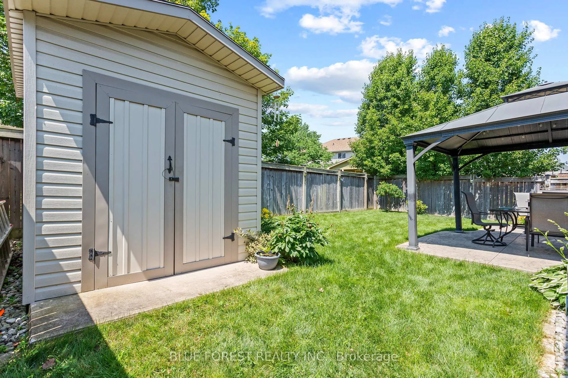 Photo 43 of 42 Hickory Lane, St. Thomas — HOMEH