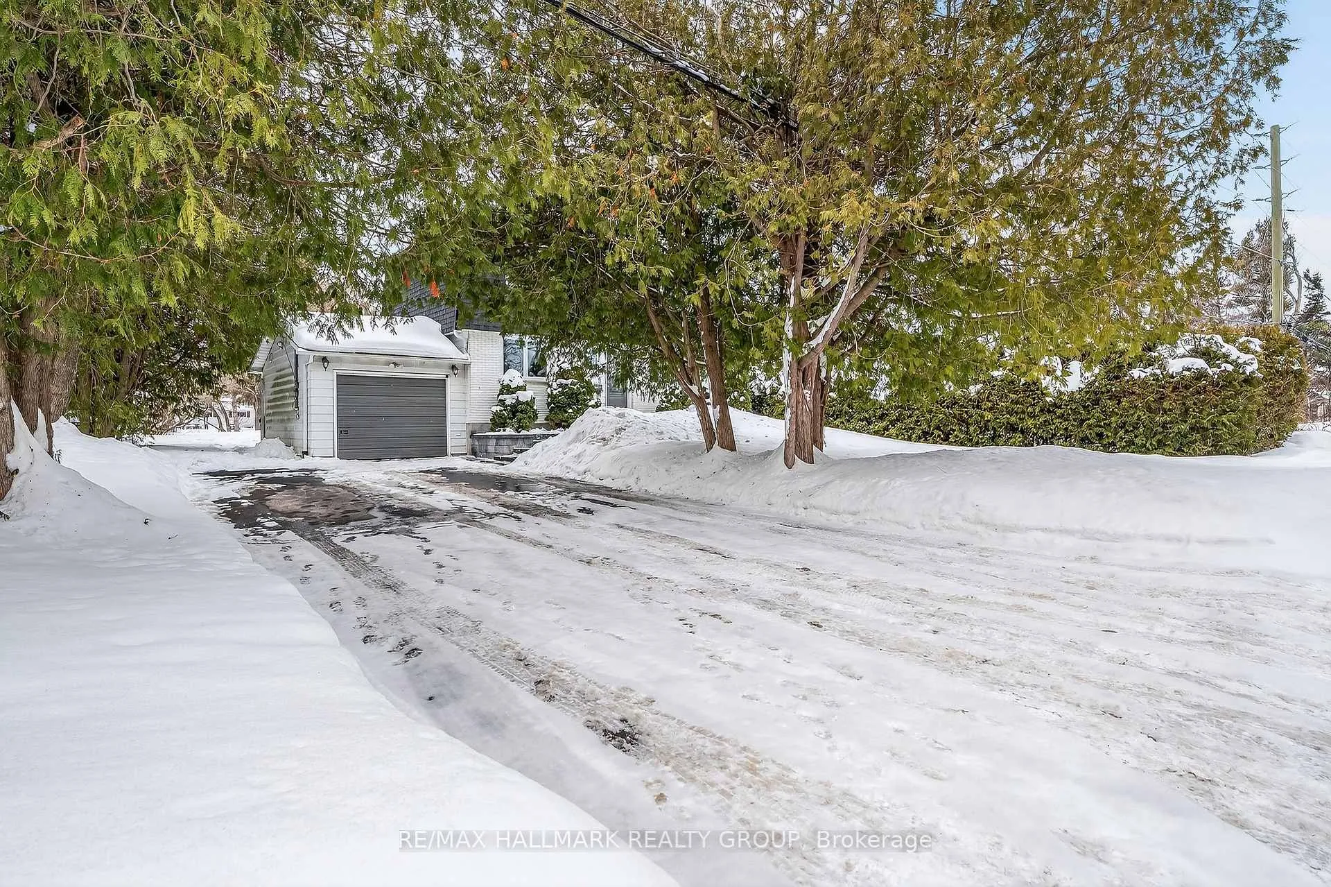 Photo 3 of 27 King Street, Ottawa, Richmond — HOMEH