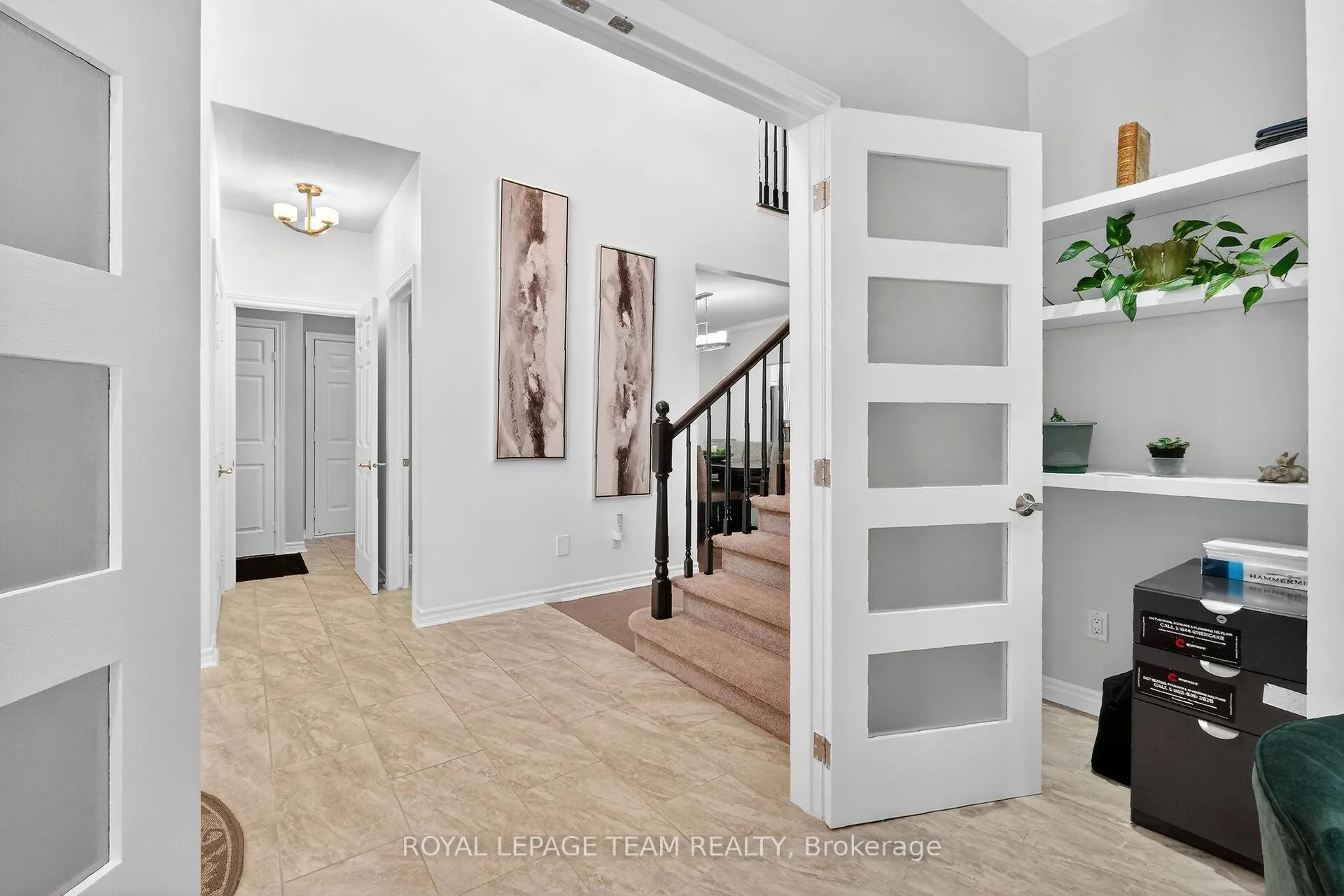 Photo 4 of 68 Polo Lane, Ottawa, Kanata - Emerald Meadows/Trailwest — HOMEH