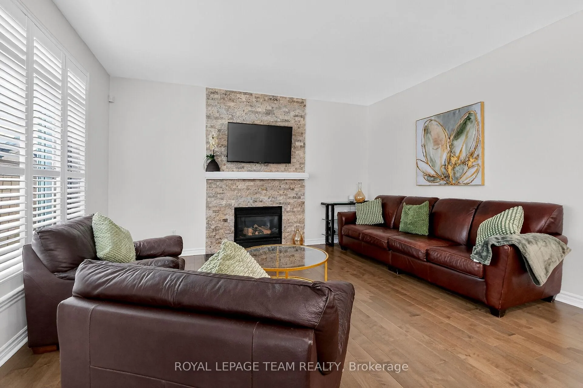 Photo 8 of 68 Polo Lane, Ottawa, Kanata - Emerald Meadows/Trailwest — HOMEH