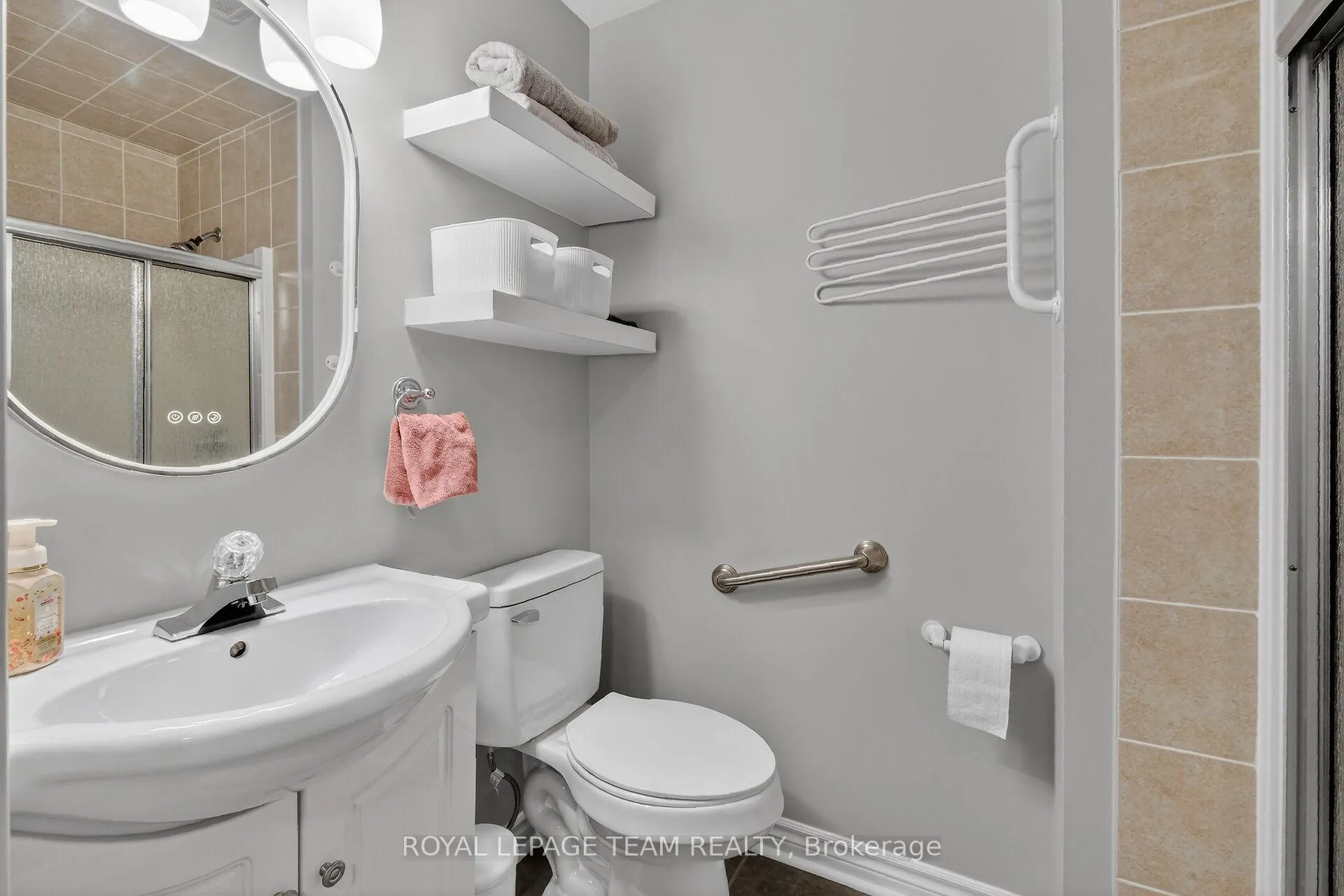Photo 16 of 68 Polo Lane, Ottawa, Kanata - Emerald Meadows/Trailwest — HOMEH