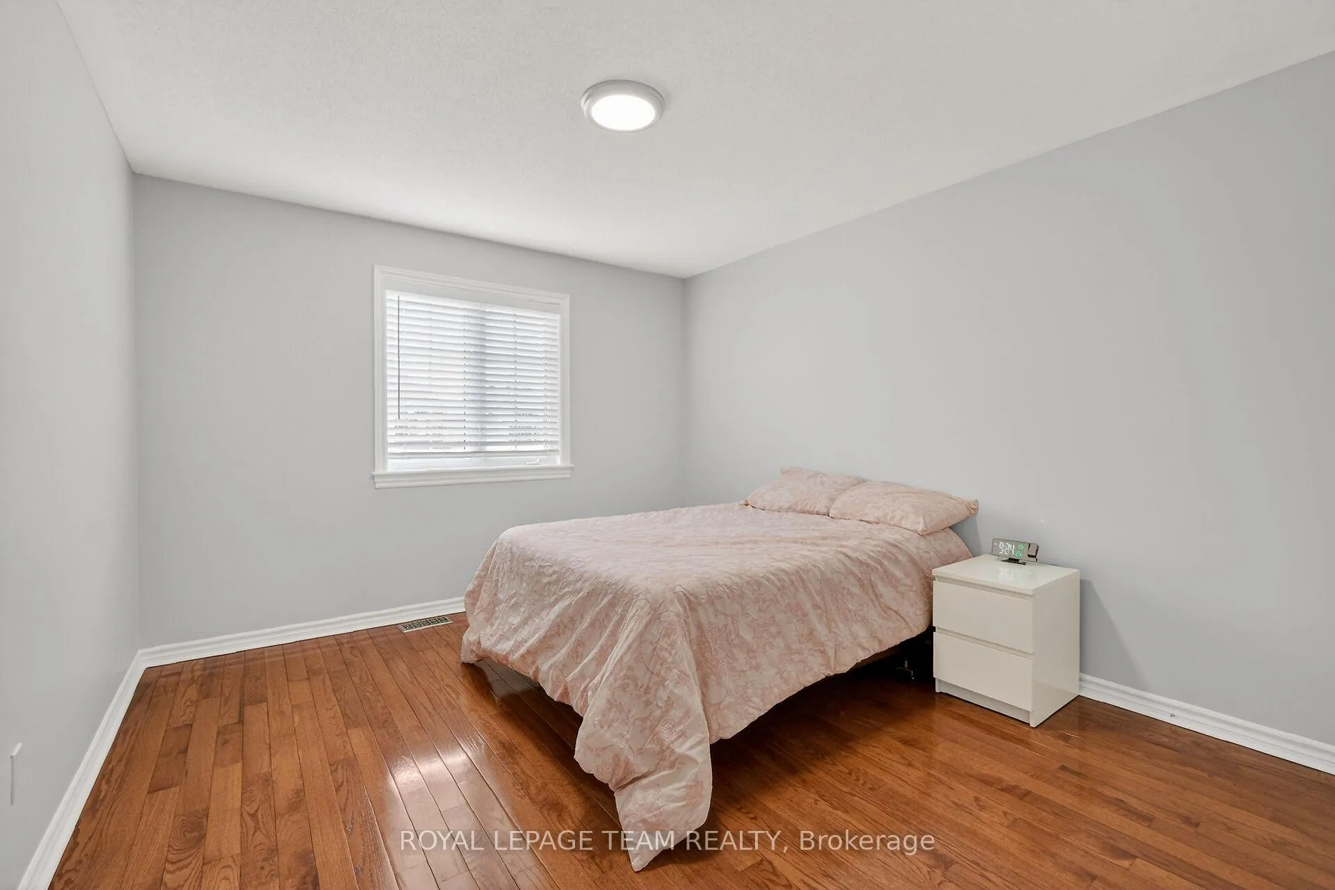 Photo 21 of 68 Polo Lane, Ottawa, Kanata - Emerald Meadows/Trailwest — HOMEH