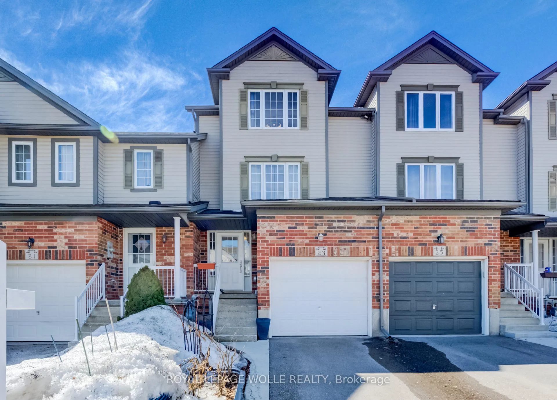 Photo 2 of 23 Madeleine Street, Kitchener, Huron Park — HOMEH