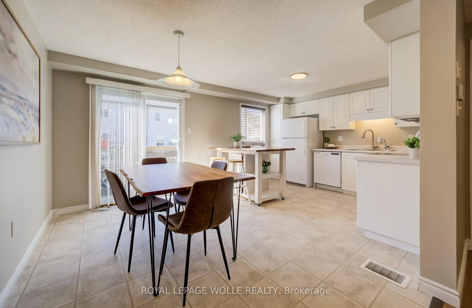 Photo 7 of 23 Madeleine Street, Kitchener, Huron Park — HOMEH