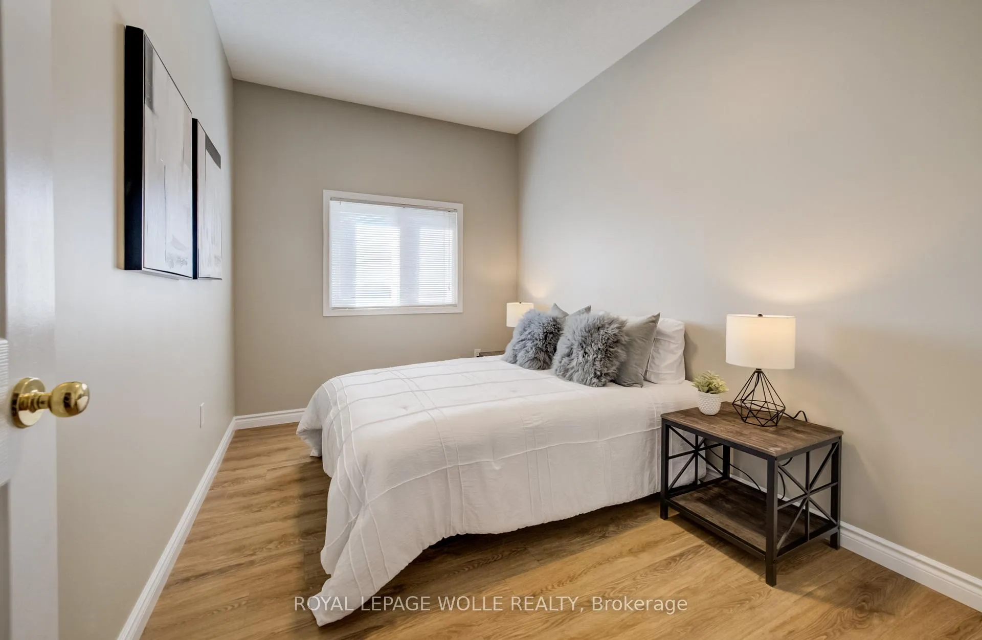 Photo 23 of 23 Madeleine Street, Kitchener, Huron Park — HOMEH
