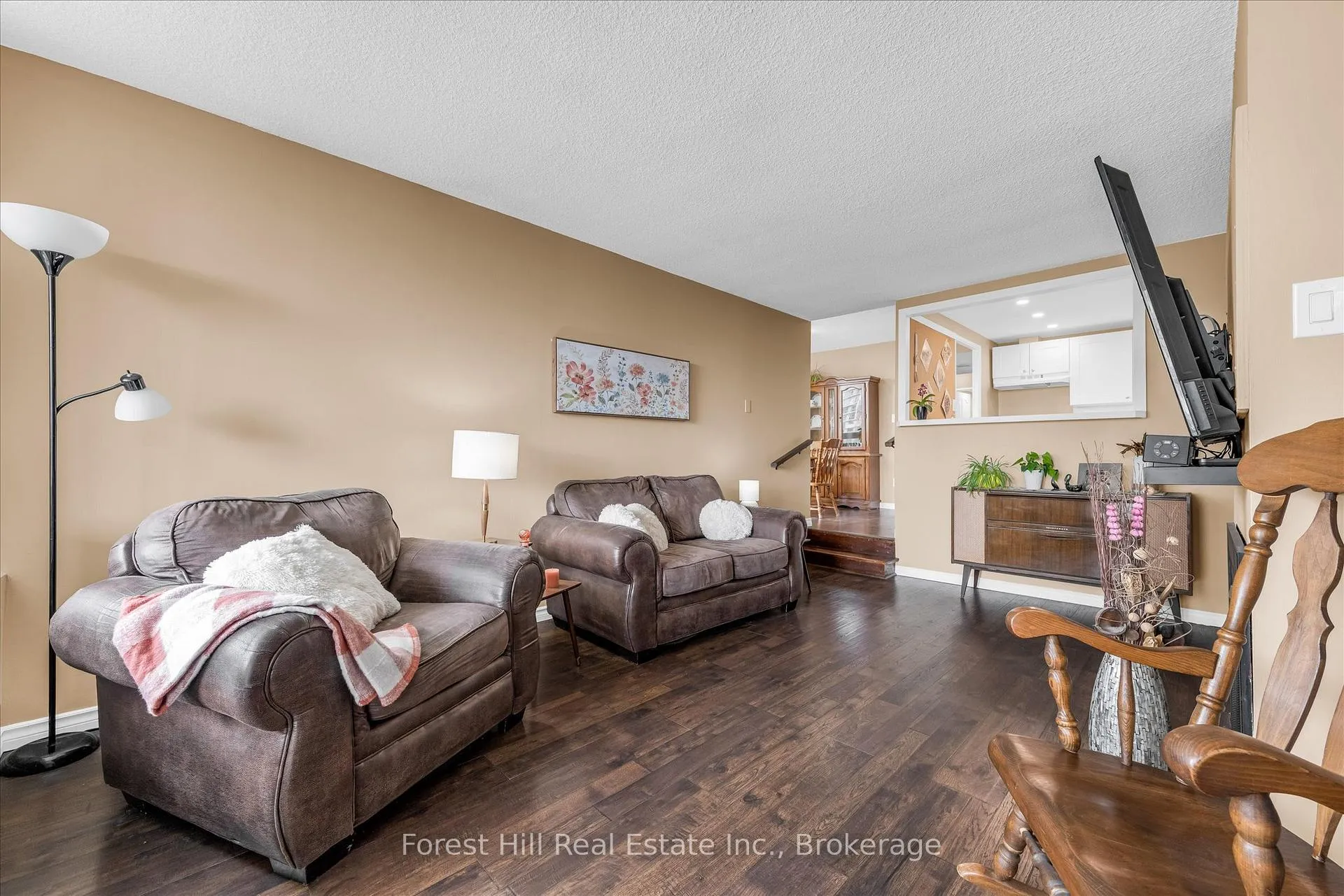 Photo 5 of Unit 502, 20 Speers Road, Oakville, Central — HOMEH