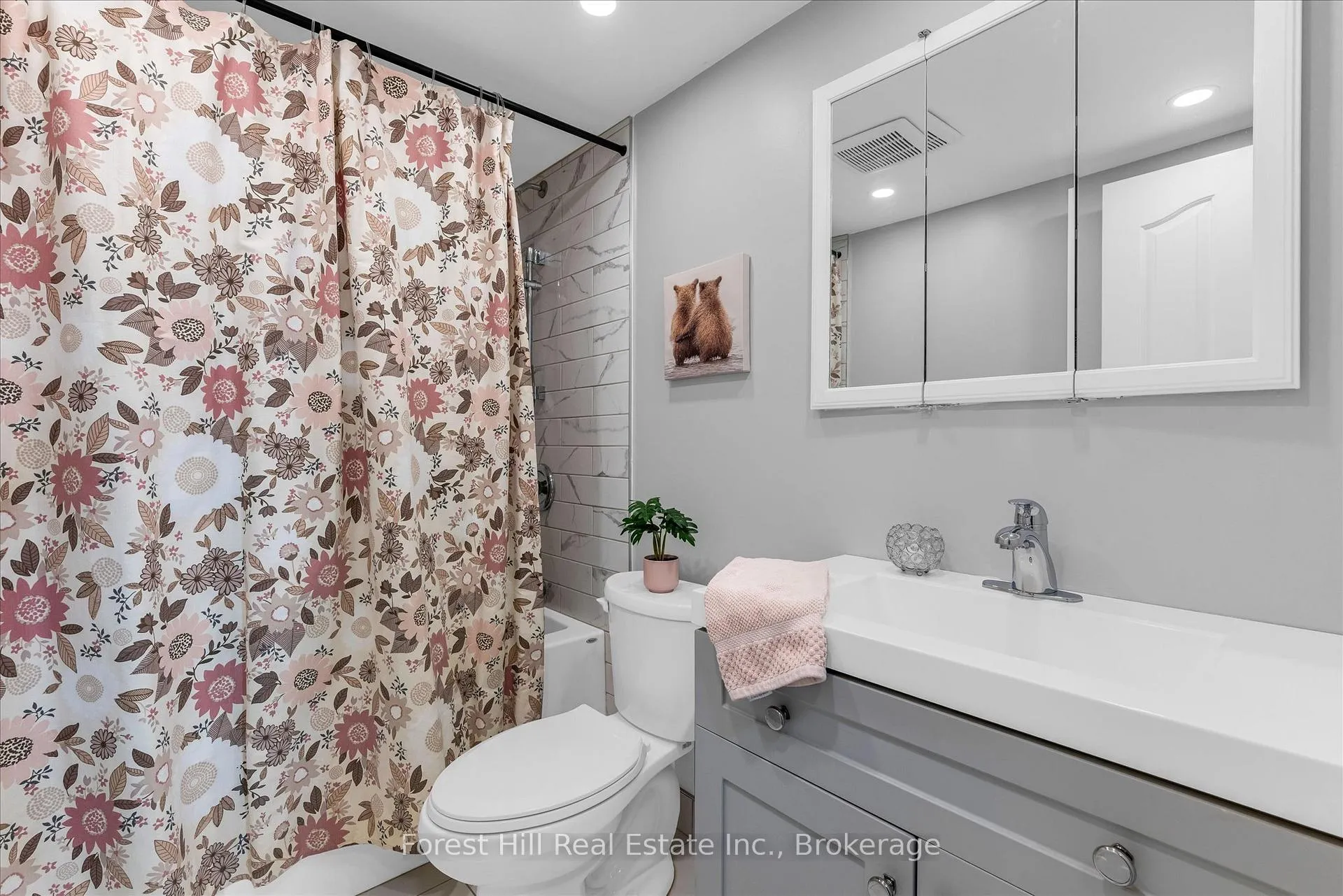 Photo 13 of Unit 502, 20 Speers Road, Oakville, Central — HOMEH