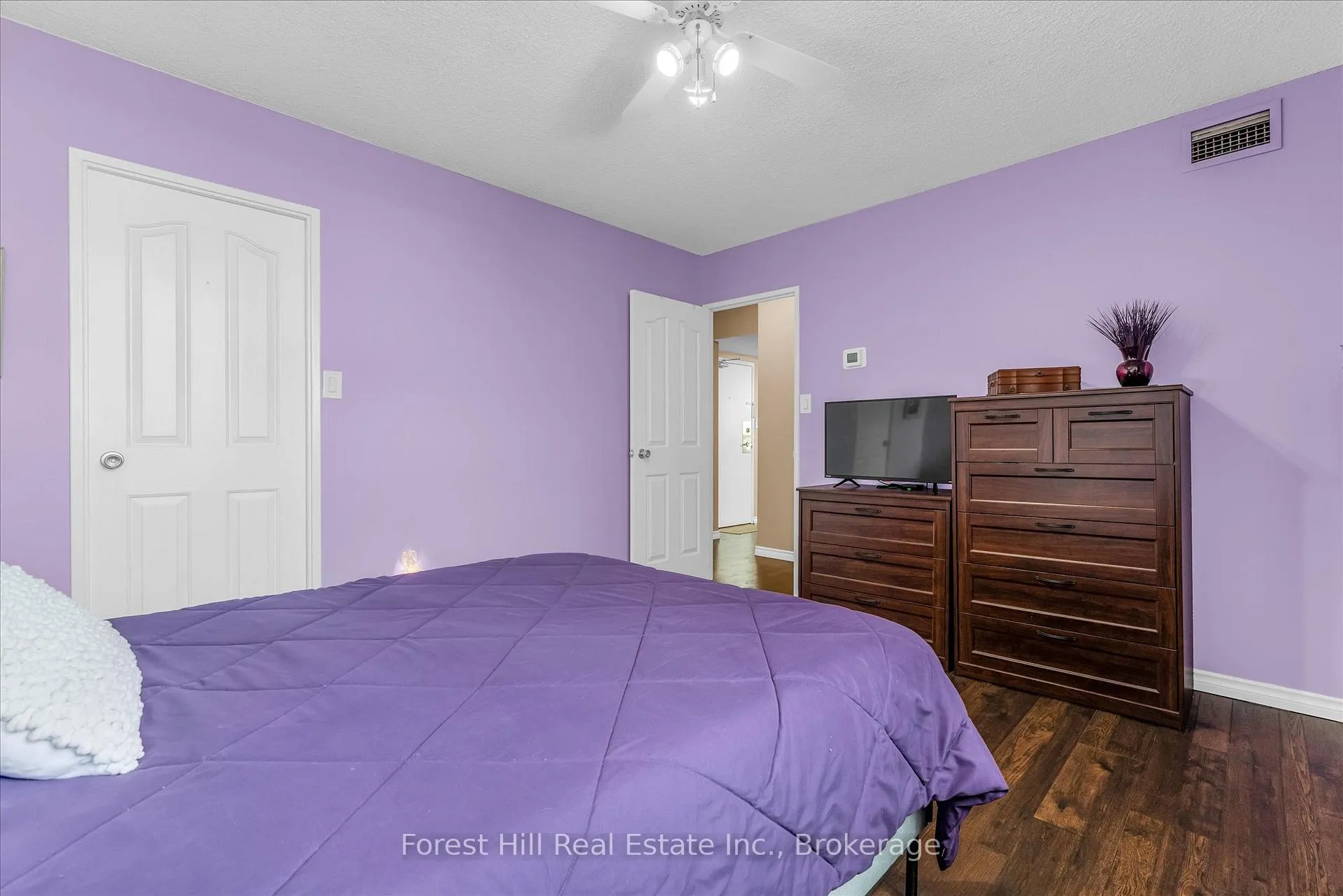 Photo 16 of Unit 502, 20 Speers Road, Oakville, Central — HOMEH