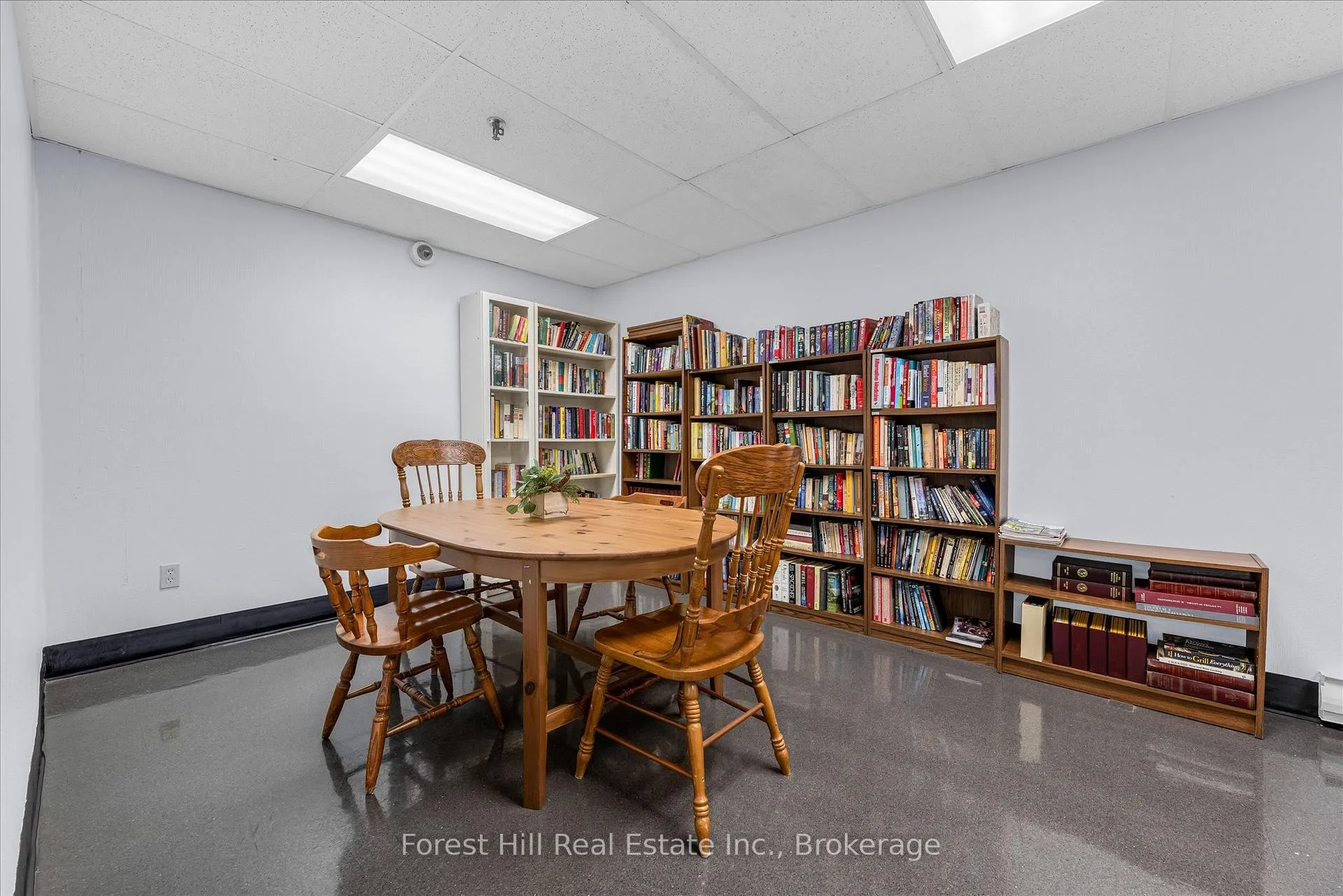 Photo 23 of Unit 502, 20 Speers Road, Oakville, Central — HOMEH
