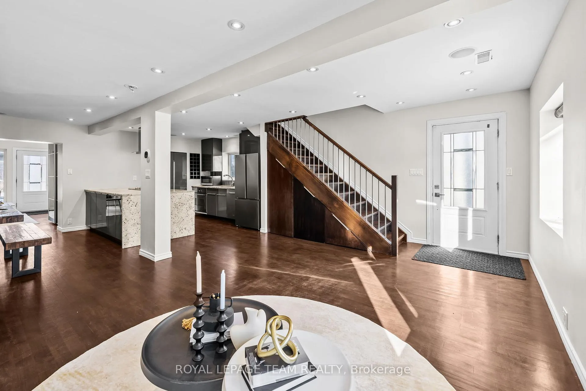 Photo 3 of 44 Chestnut Street, Ottawa, Ottawa East — HOMEH