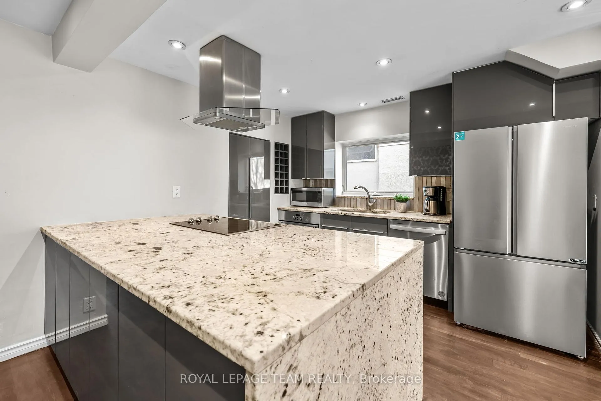 Photo 5 of 44 Chestnut Street, Ottawa, Ottawa East — HOMEH