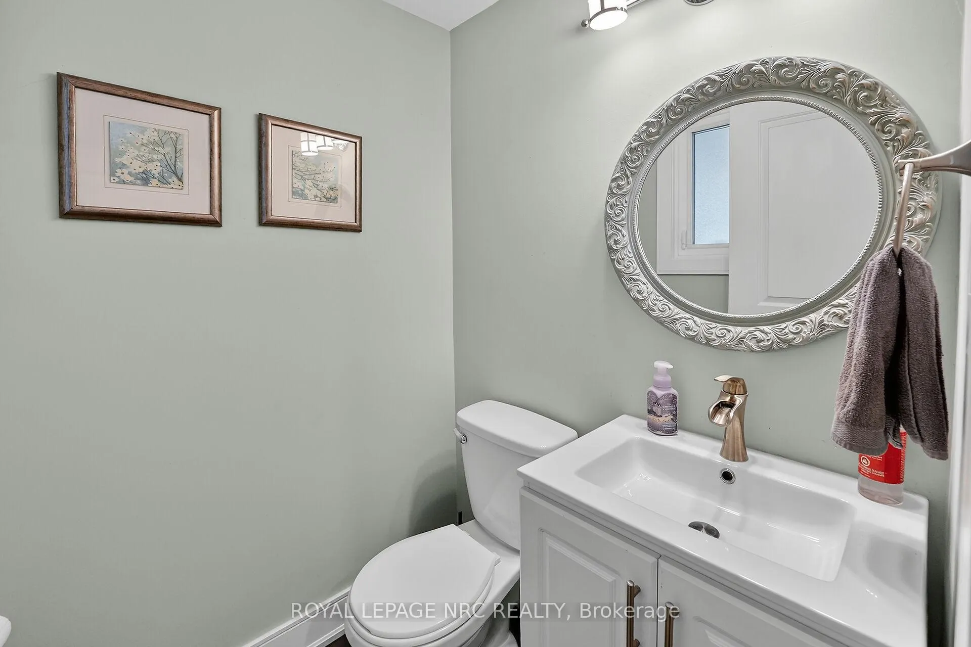 Photo 15 of 6 Erinbrook Crescent, St. Catharines, Glendale/Glenridge — HOMEH