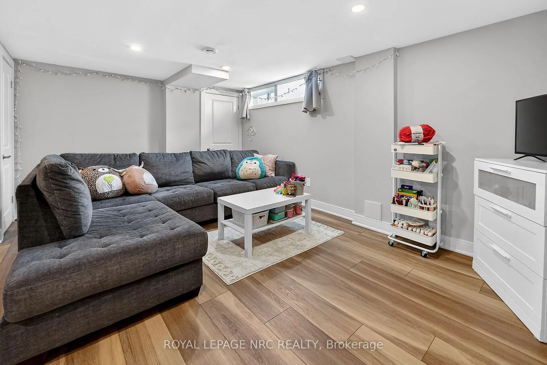 Photo 29 of 6 Erinbrook Crescent, St. Catharines, Glendale/Glenridge — HOMEH