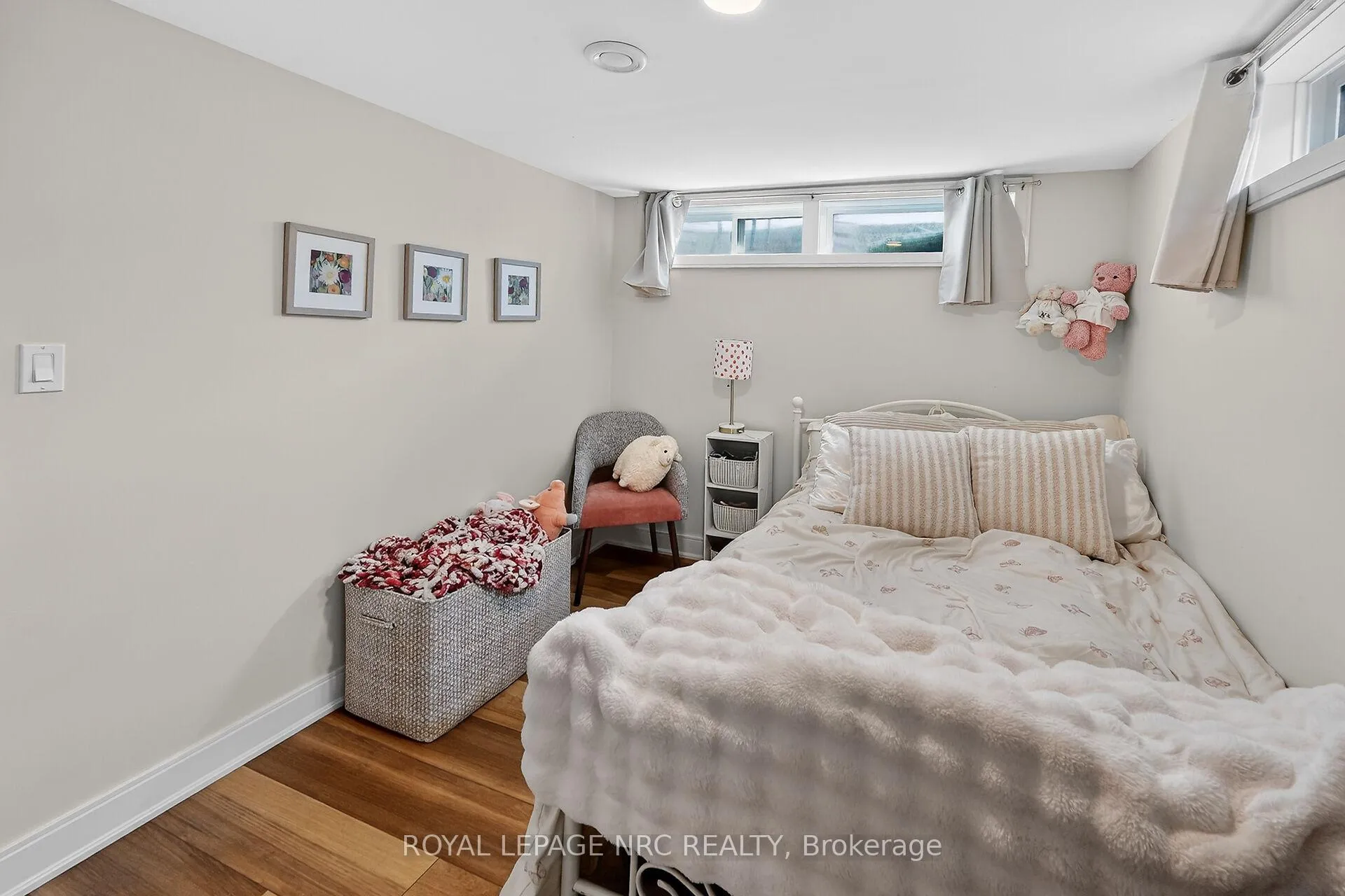 Photo 32 of 6 Erinbrook Crescent, St. Catharines, Glendale/Glenridge — HOMEH