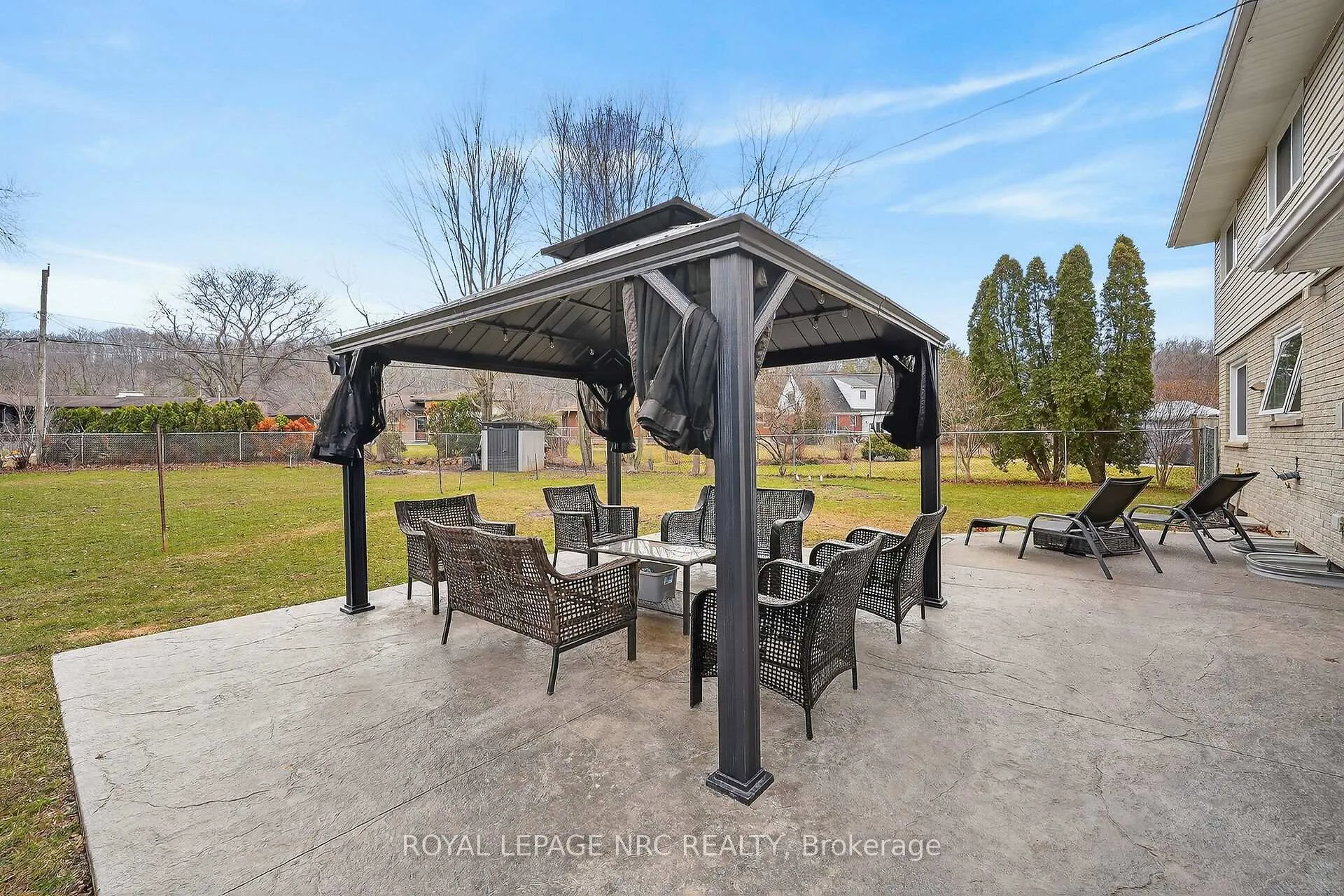 Photo 39 of 6 Erinbrook Crescent, St. Catharines, Glendale/Glenridge — HOMEH
