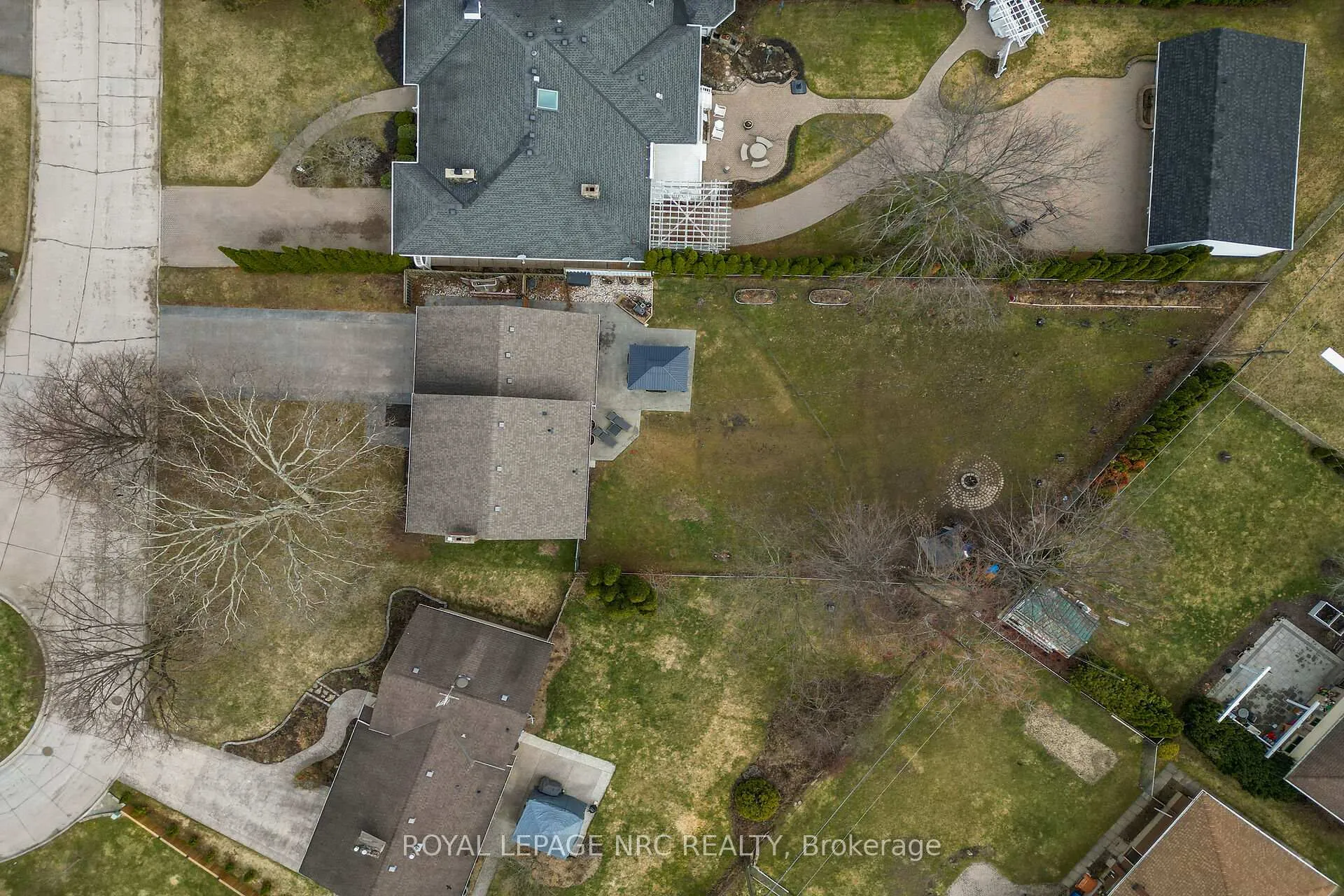 Photo 48 of 6 Erinbrook Crescent, St. Catharines, Glendale/Glenridge — HOMEH