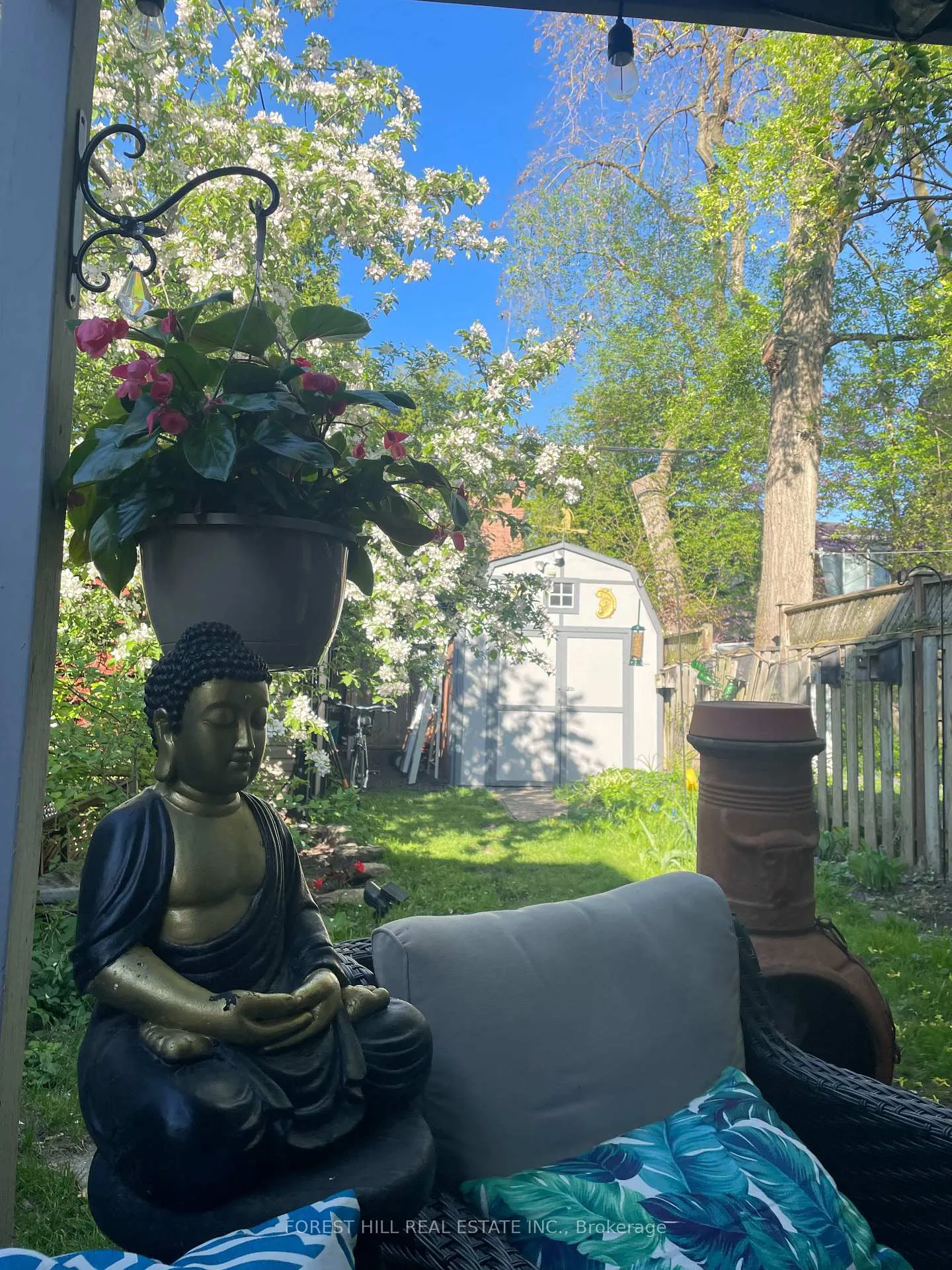 Photo 3 of 11A Marlow Avenue, Toronto, Danforth Village-East York — HOMEH