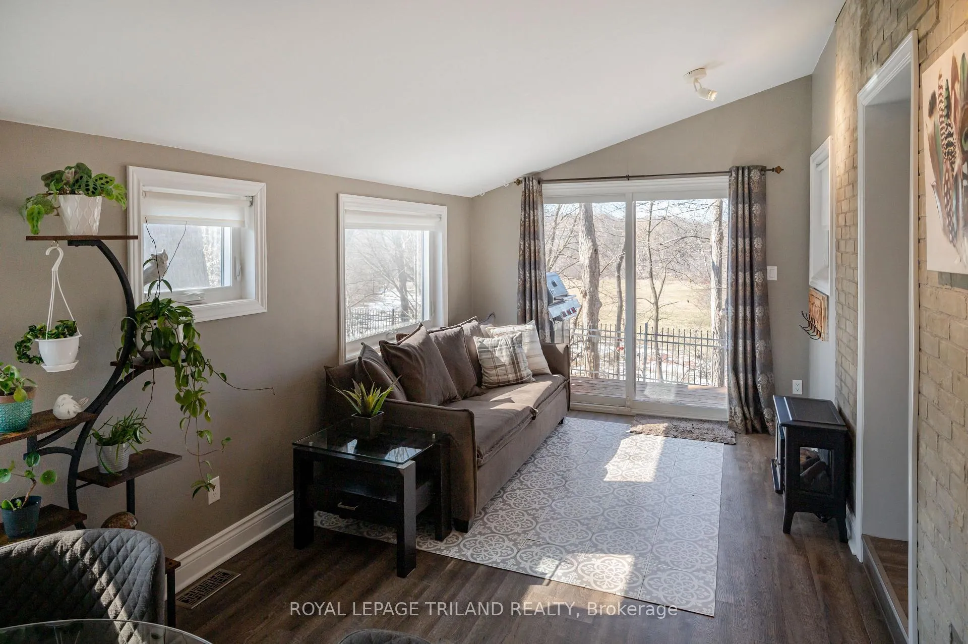 Photo 15 of 2 Ingleside Place, London, South F — HOMEH