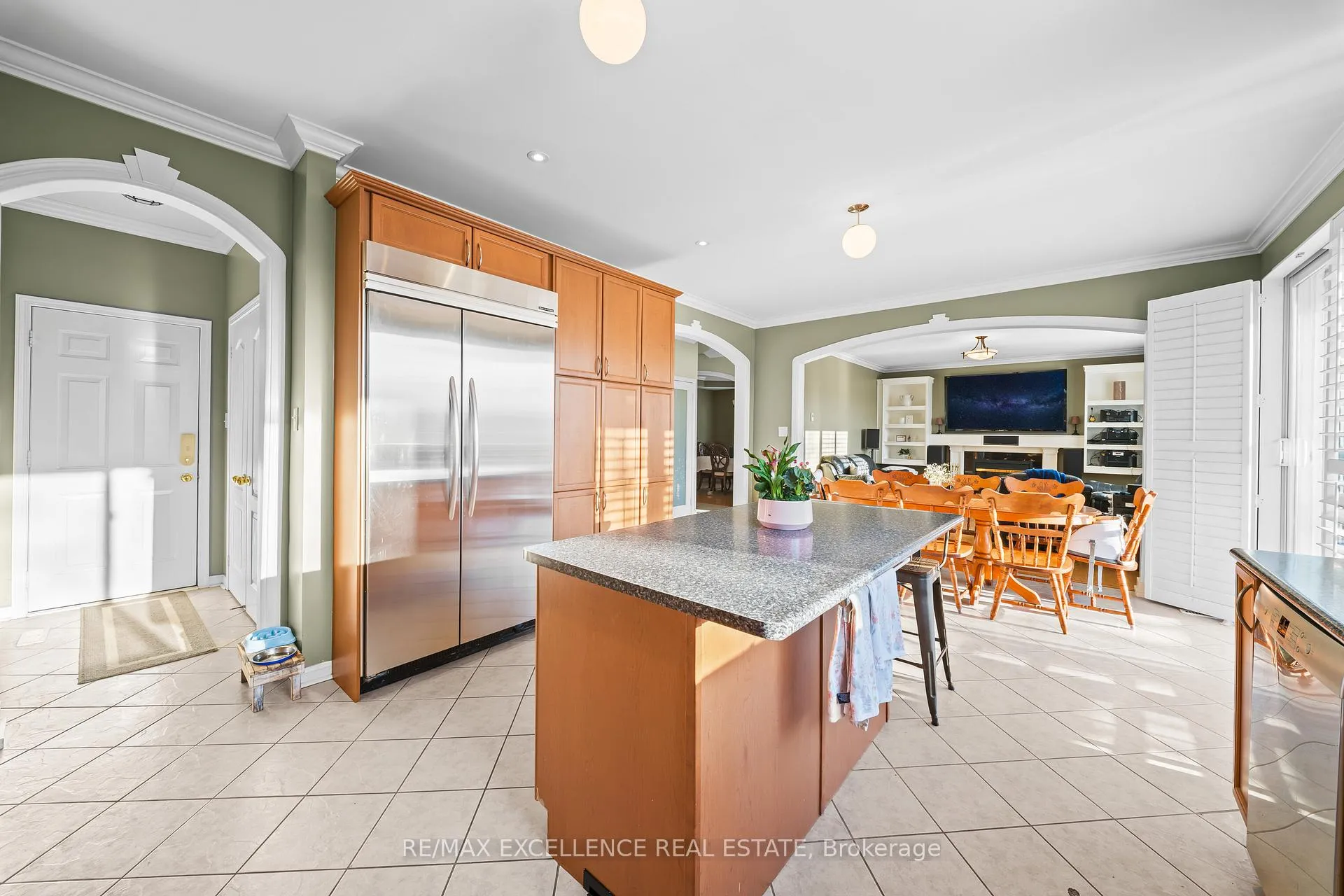 Photo 7 of 82 Bloomsbury Avenue, Brampton, Vales of Castlemore — HOMEH