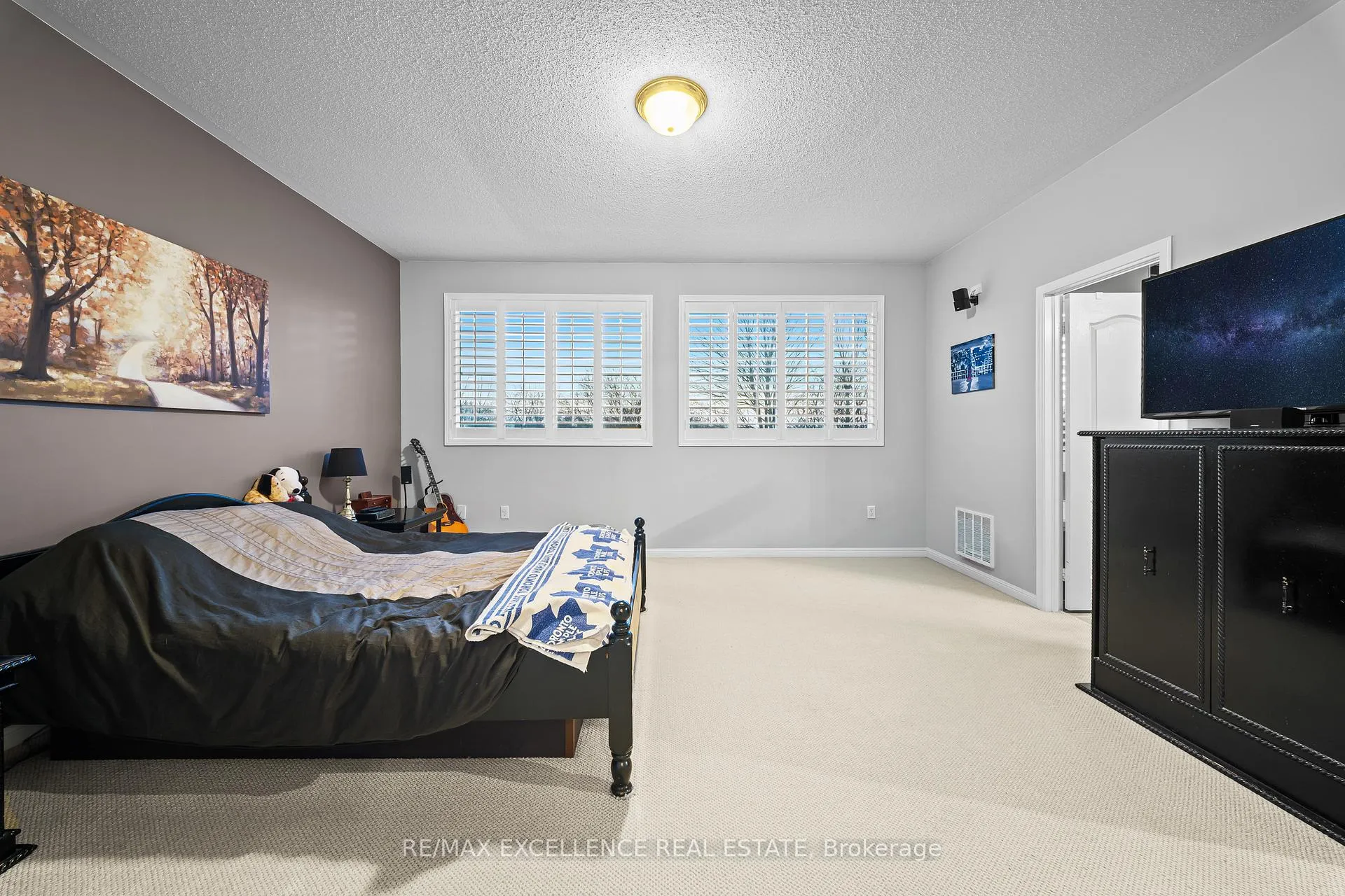 Photo 10 of 82 Bloomsbury Avenue, Brampton, Vales of Castlemore — HOMEH