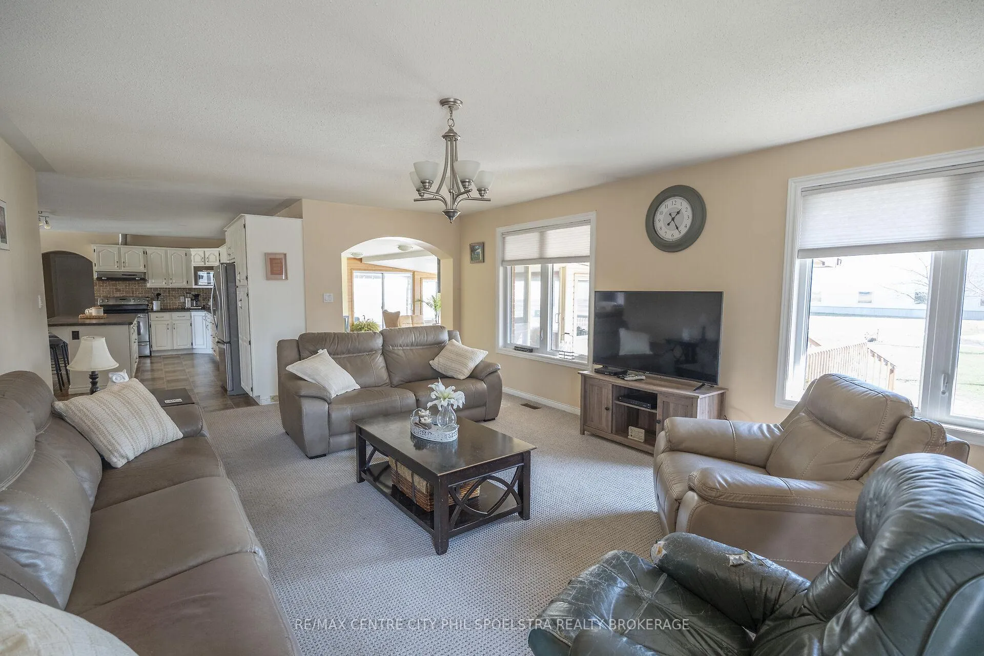 Photo 36 of 5029 Falconbridge Drive, Southwest Middlesex, Rural Southwest Middlesex — HOMEH