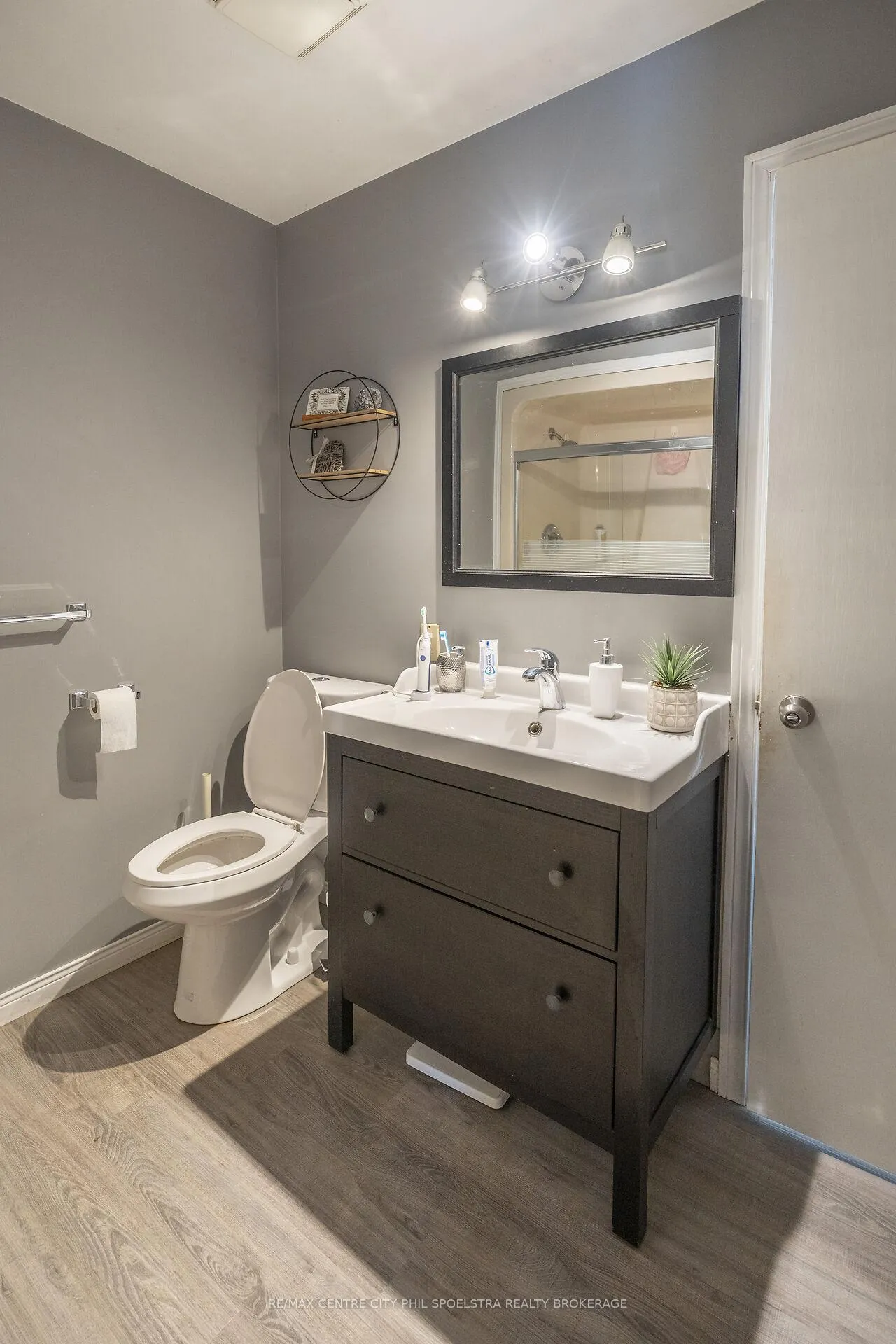 Photo 44 of 5029 Falconbridge Drive, Southwest Middlesex, Rural Southwest Middlesex — HOMEH