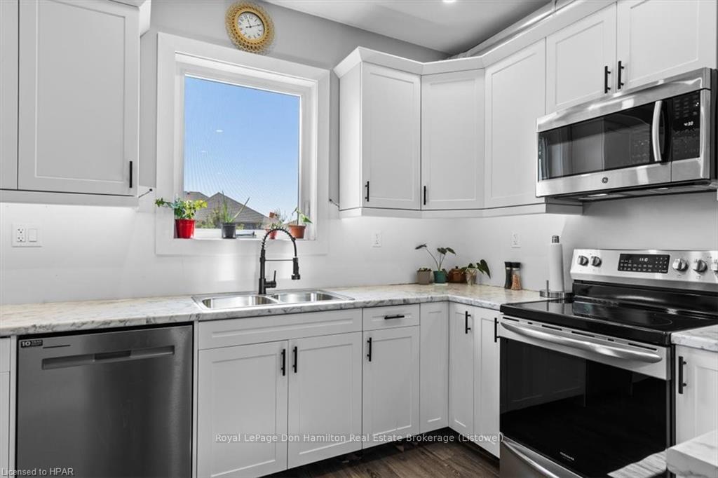 Photo 11 of 759 Anderson Drive, Huron East, Brussels — HOMEH