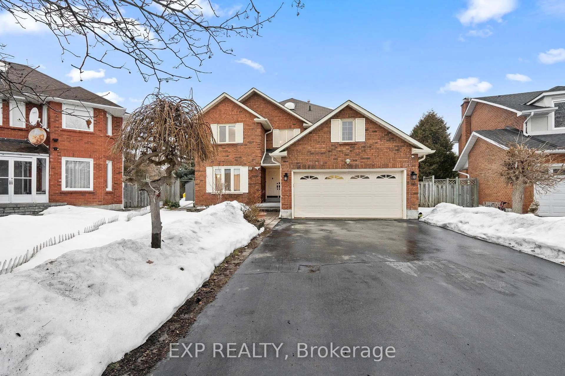 Photo 1 of 54 Holbrook Court, Markham, Unionville — HOMEH