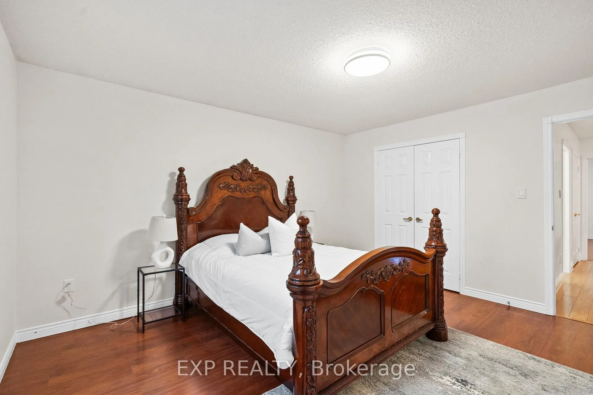 Photo 14 of 54 Holbrook Court, Markham, Unionville — HOMEH