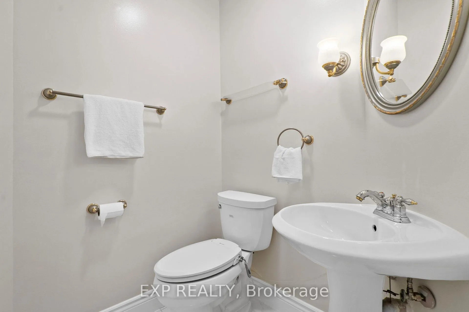 Photo 24 of 54 Holbrook Court, Markham, Unionville — HOMEH